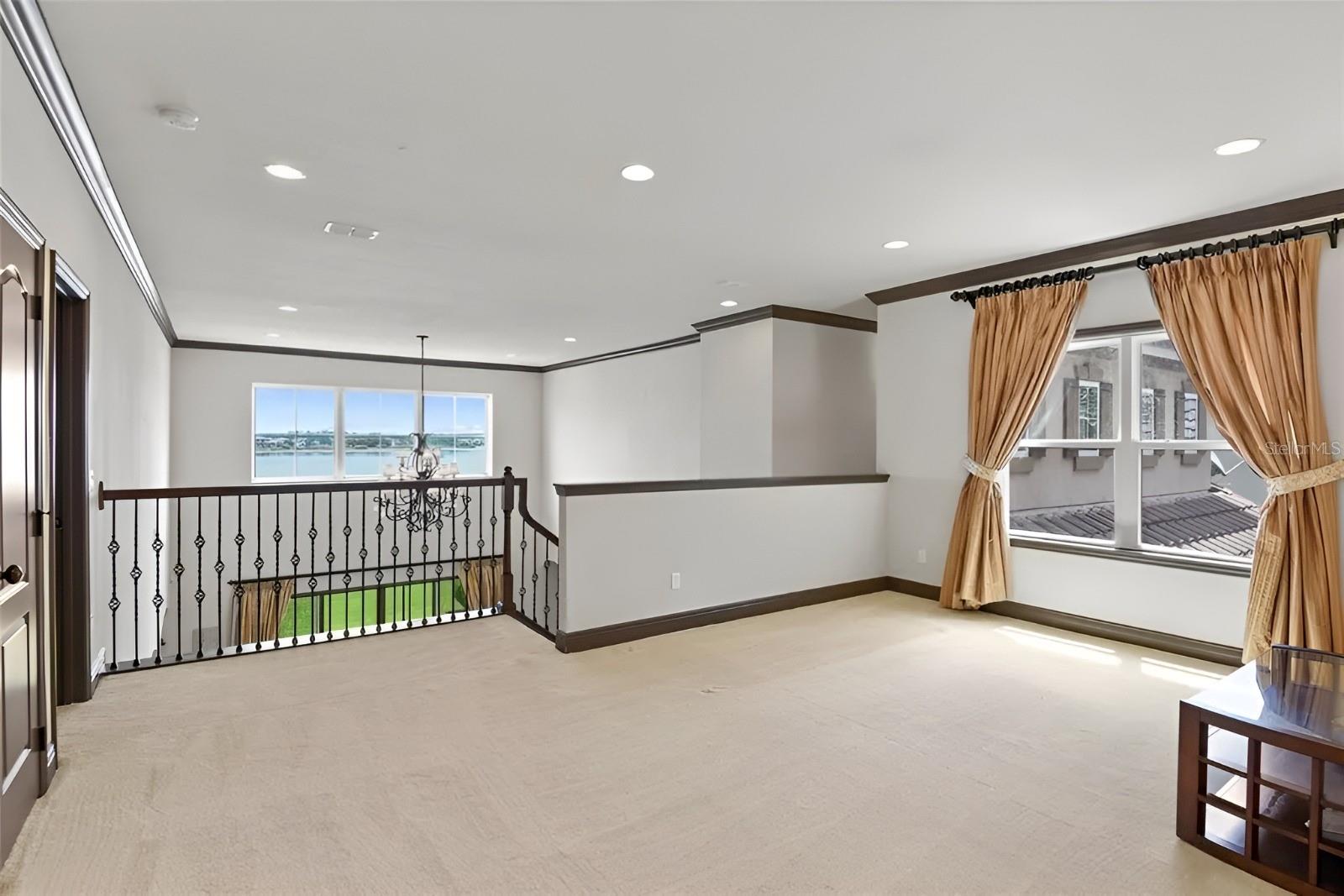 WEST LAKE HANCOCK ESTATES - Residential