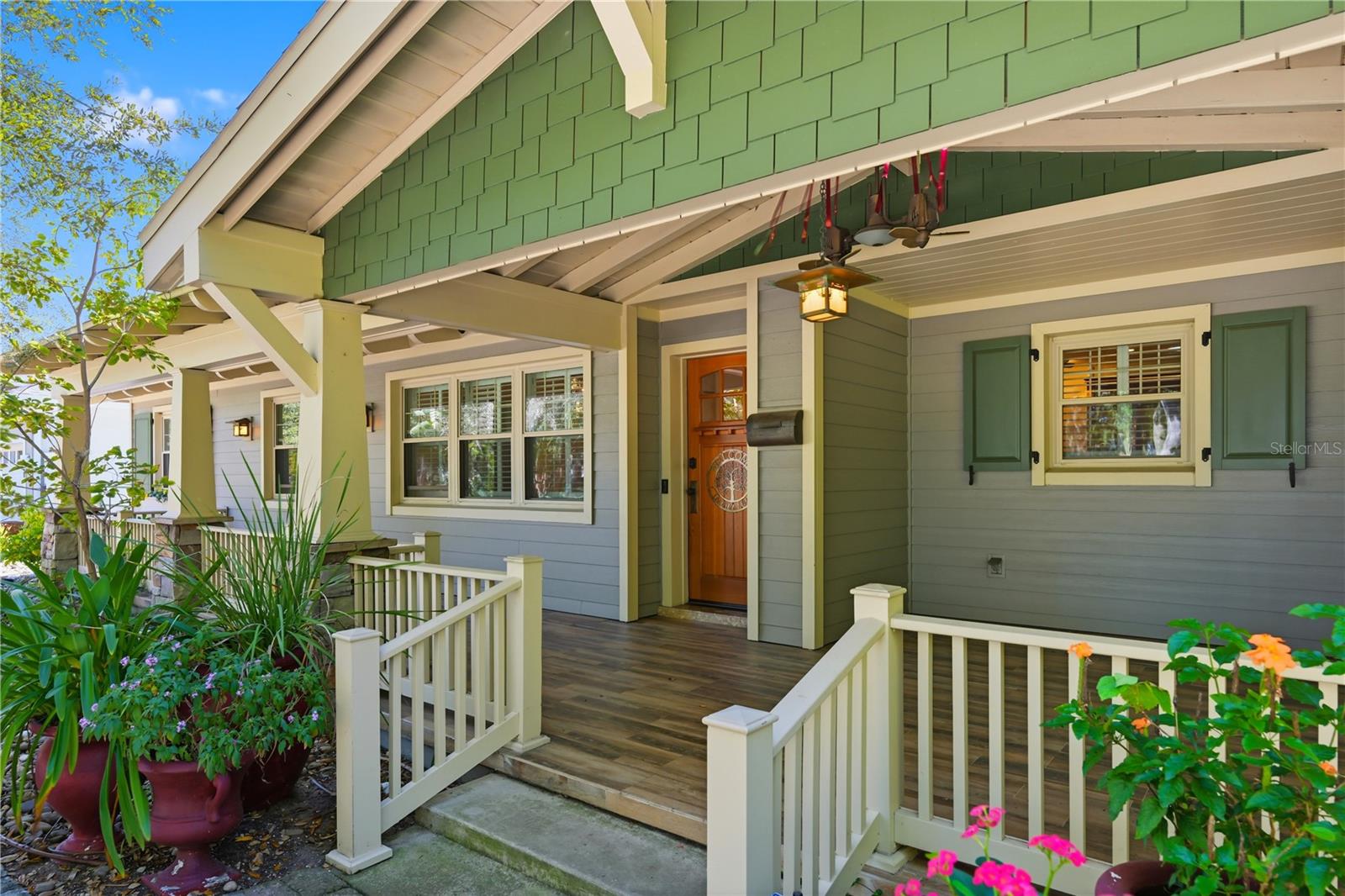 MORELAND HILLS - Residential