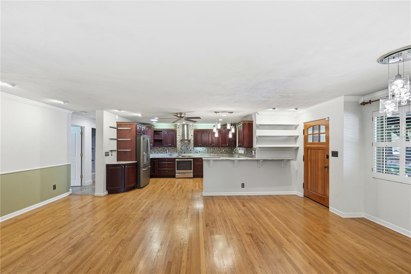 MORELAND HILLS - Residential