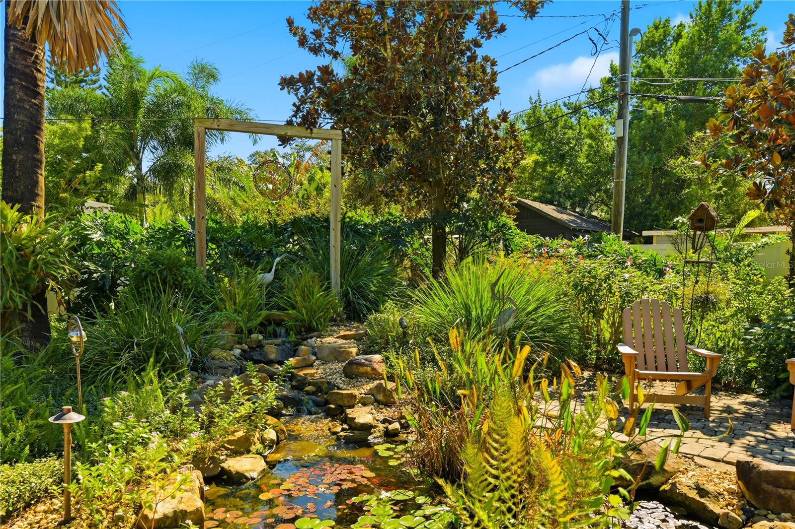 MORELAND HILLS - Residential