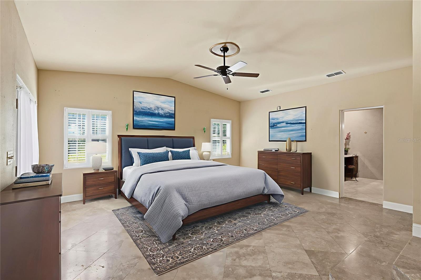 MORELAND HILLS - Residential