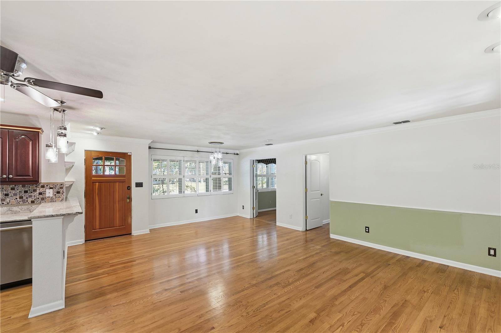 MORELAND HILLS - Residential