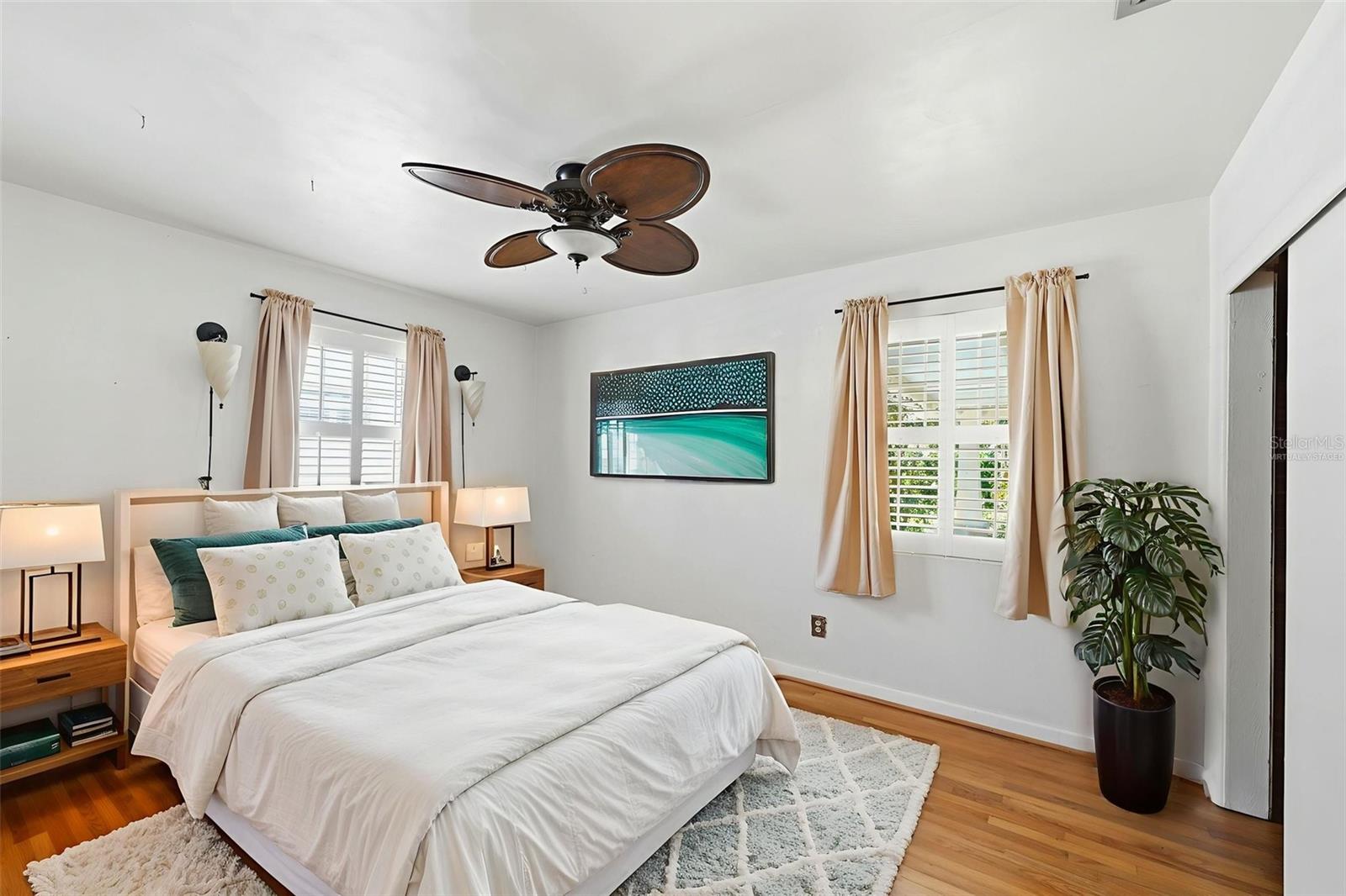 MORELAND HILLS - Residential