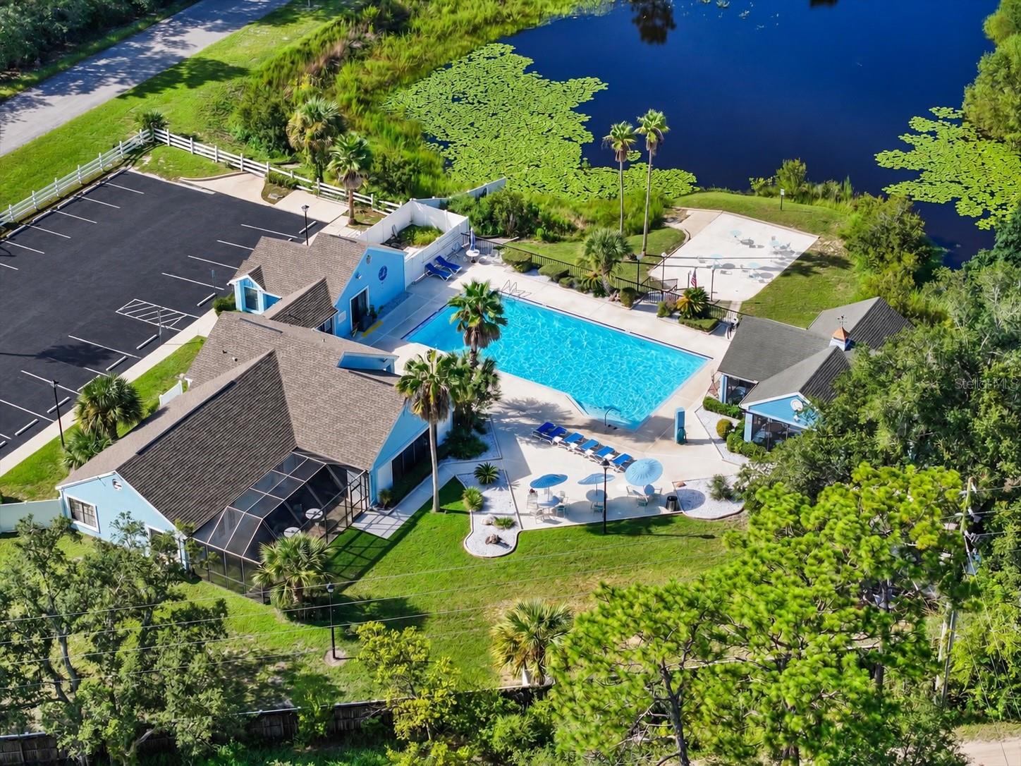 8015 PICKETTS COURT