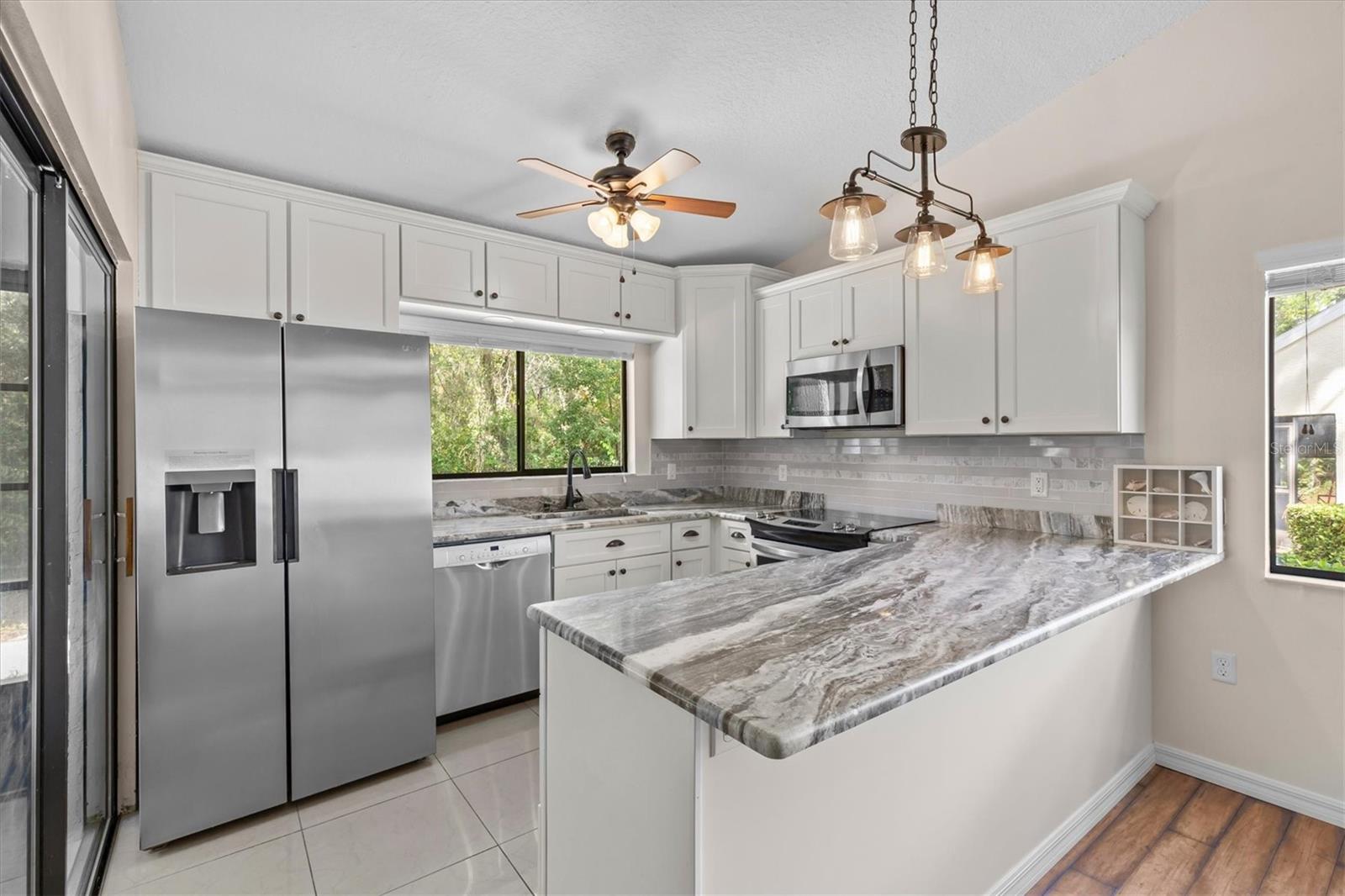 8015 PICKETTS COURT