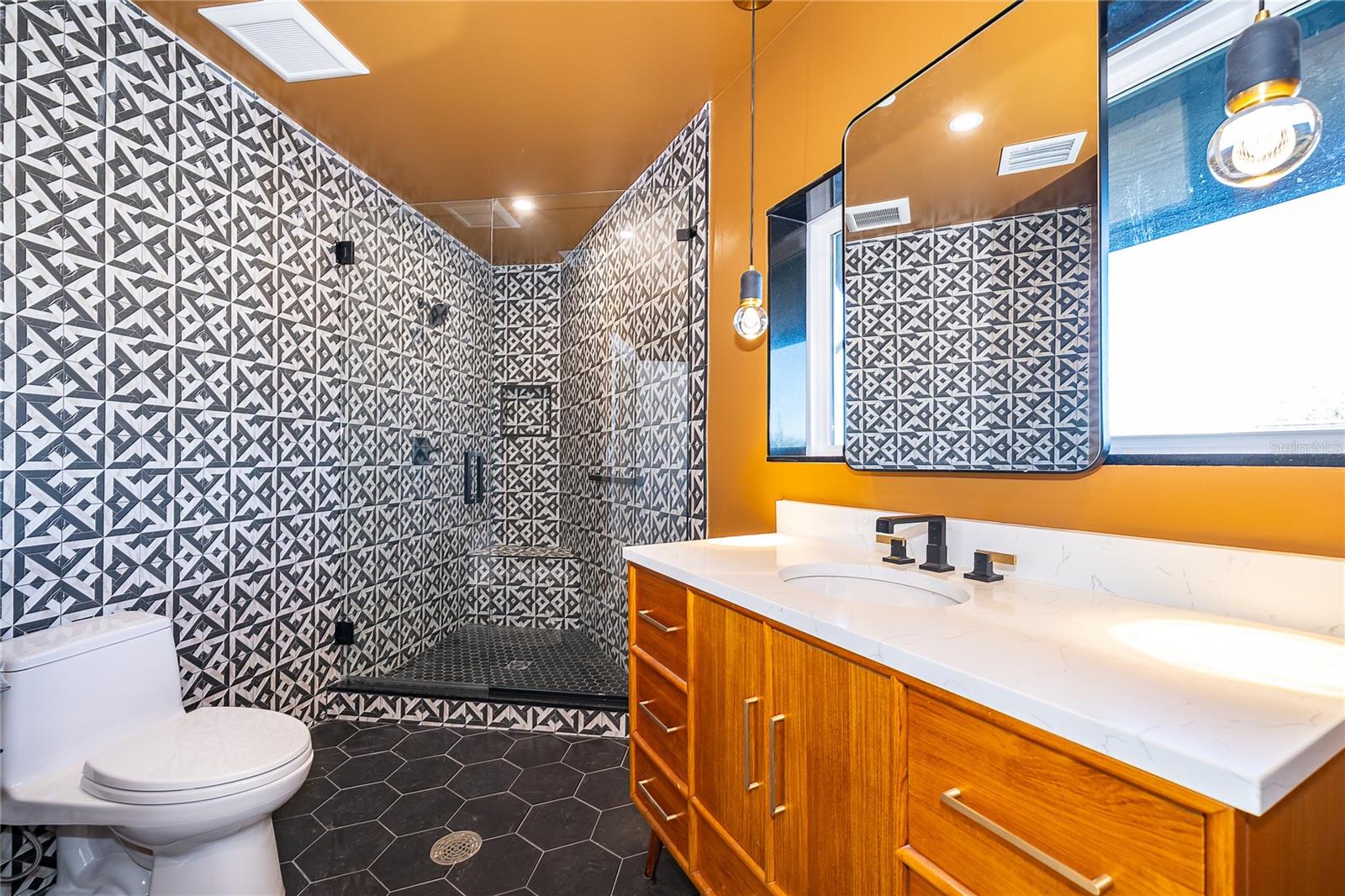 WINTER PARK REP BLK 75 - Residential Lease