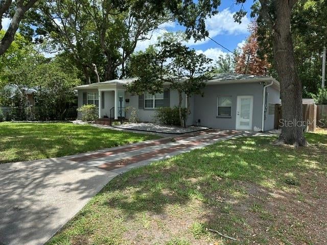 Photo of 2819 Elizabeth Avenue, Orlando, FL 32804 (MLS # O6439691)