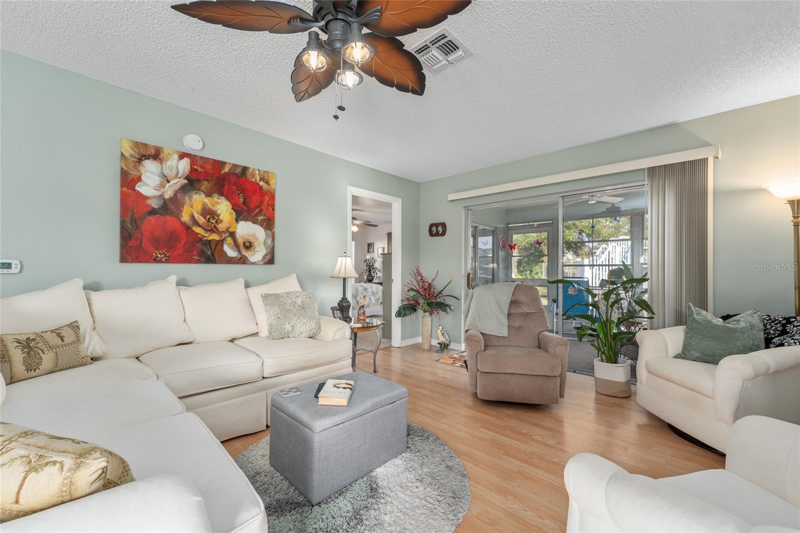 RAINBOW LAKES ESTATE - Residential