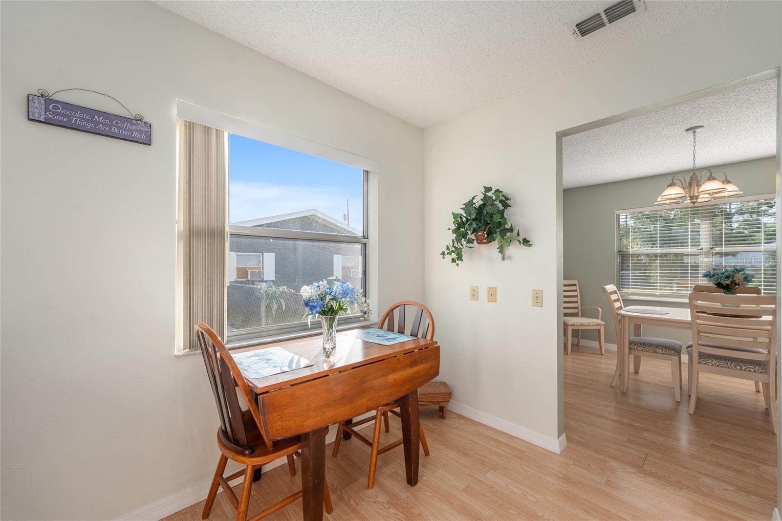 RAINBOW LAKES ESTATE - Residential