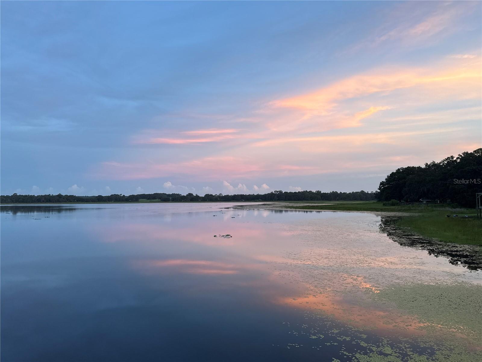 RAINBOW LAKES ESTATE - Residential