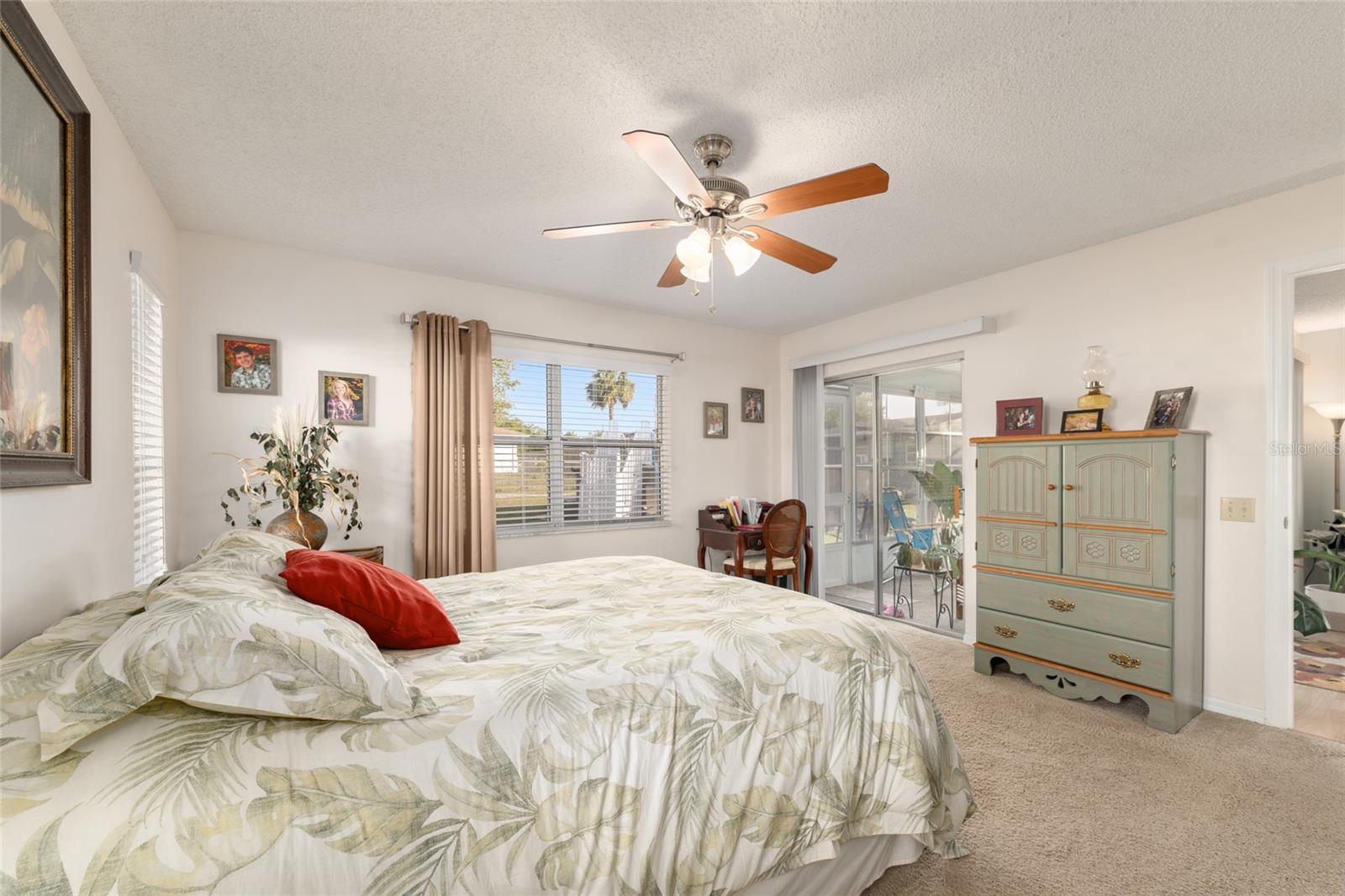 RAINBOW LAKES ESTATE - Residential