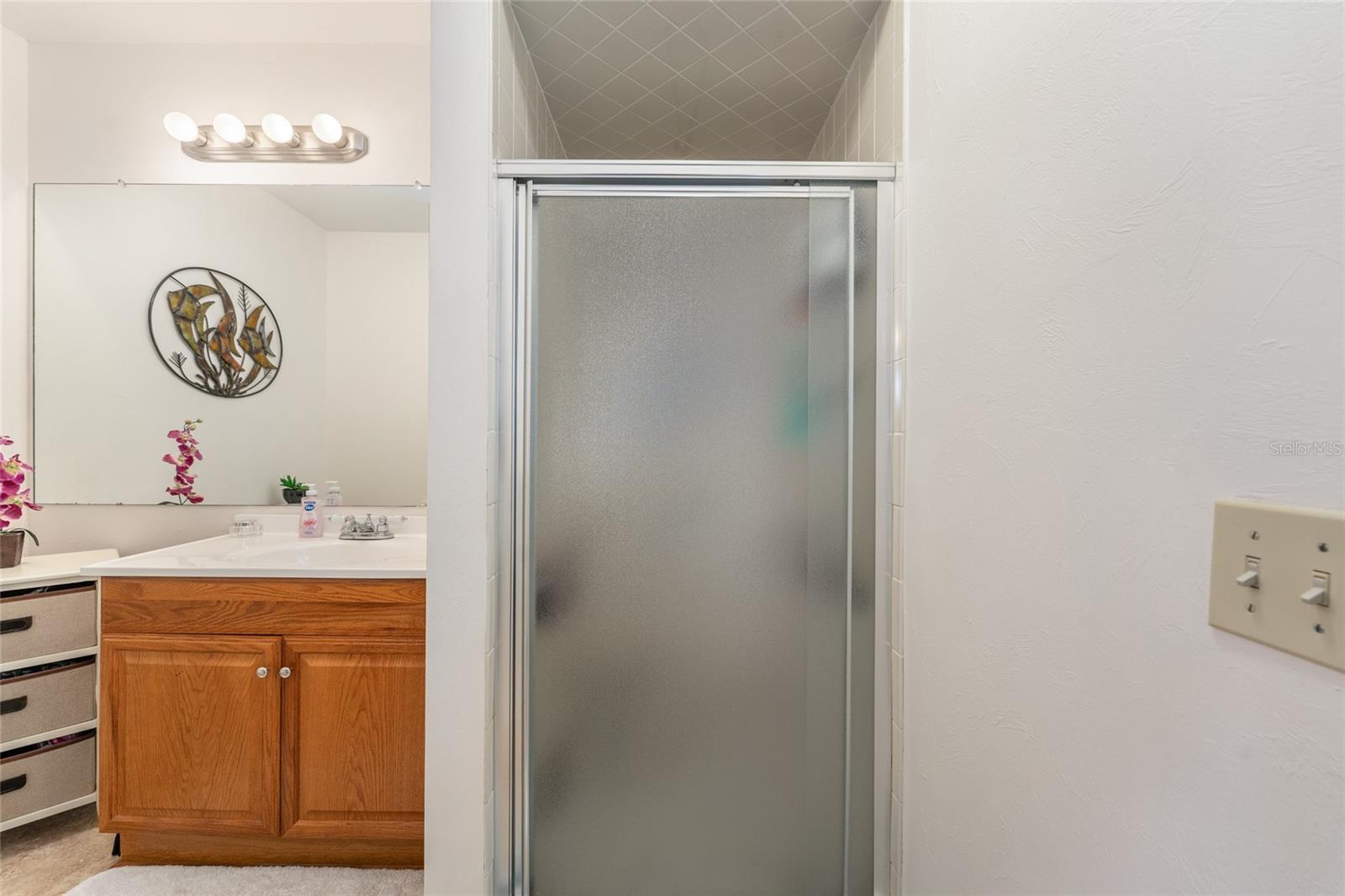 RAINBOW LAKES ESTATE - Residential