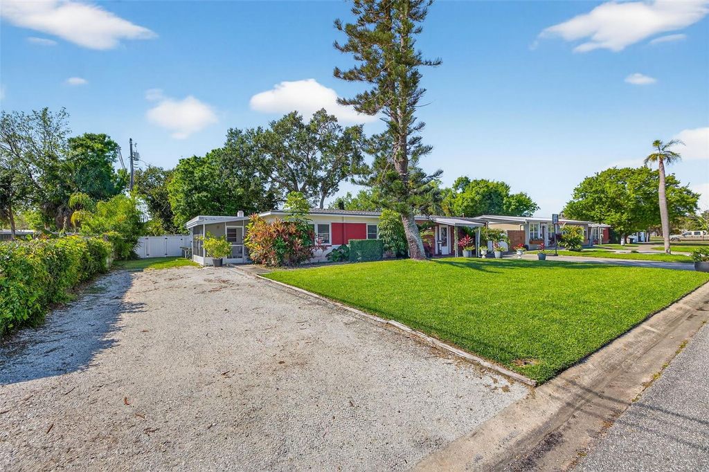 Photo of 1760 75th Avenue N, St Petersburg, FL 33702 (MLS # TB8493983)