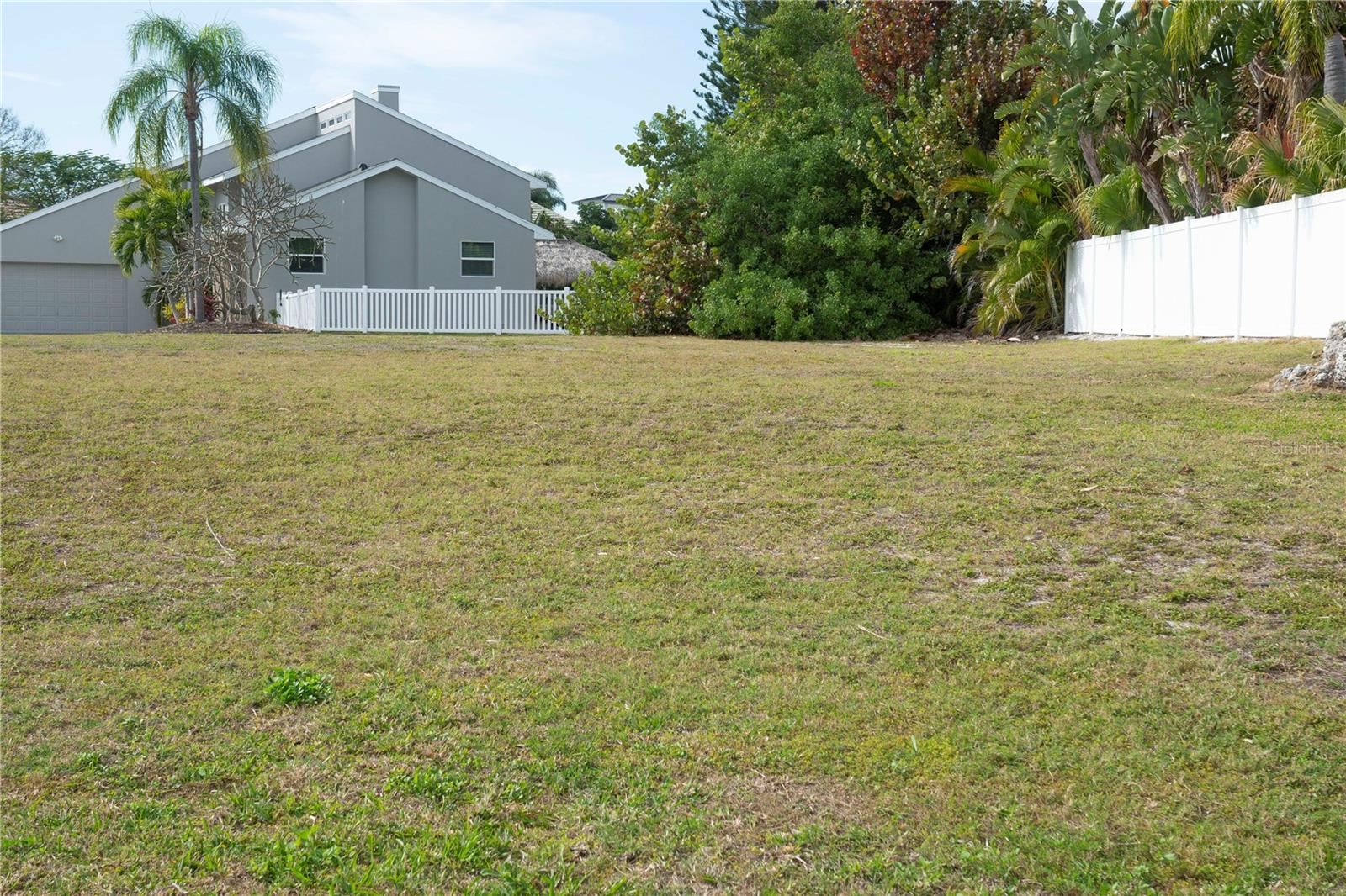 TIERRA VERDE UNIT 1 4TH REP TR B REP - Land