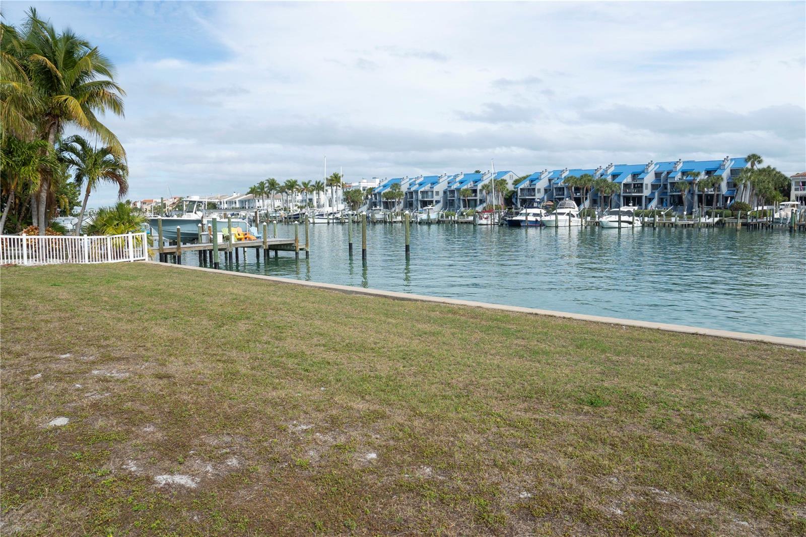 TIERRA VERDE UNIT 1 4TH REP TR B REP - Land