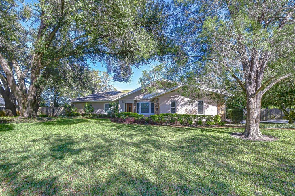 Photo of 610 Chancellar Drive, Lutz, FL 33548 (MLS # TB8471563)
