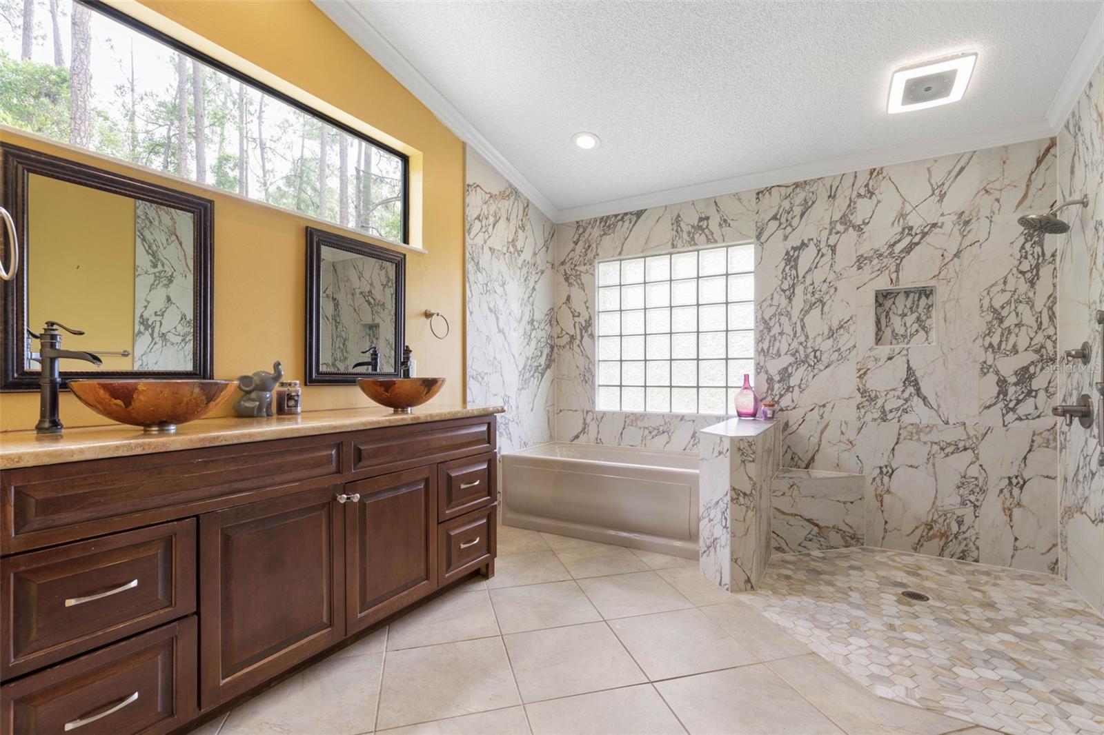 PALM COAST/EASTHAMPTON SEC 34 - Residential