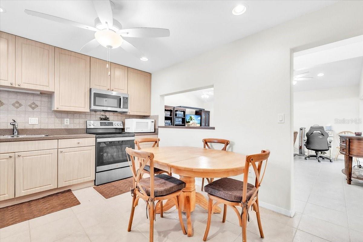 PUNTA GORDA ISLES SEC 16 - Residential