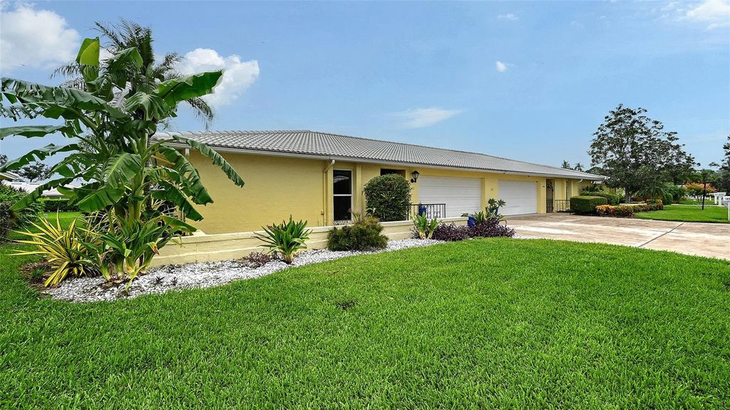 Photo of 3741 Amesbury Lane #5607, Sarasota, FL 34232 (MLS # A4663872)