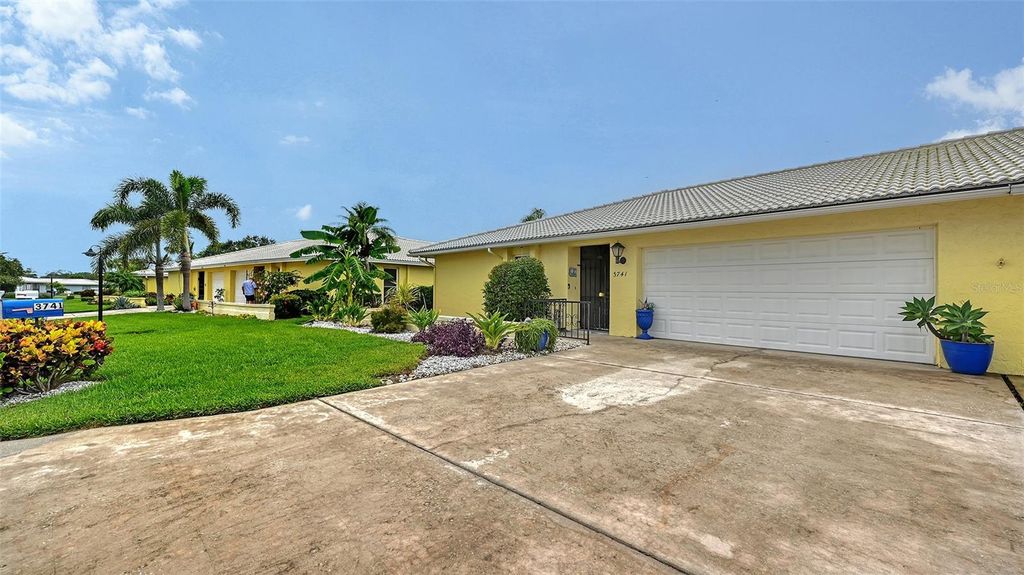 Photo of 3741 Amesbury Lane #5607, Sarasota, FL 34232 (MLS # A4663872)