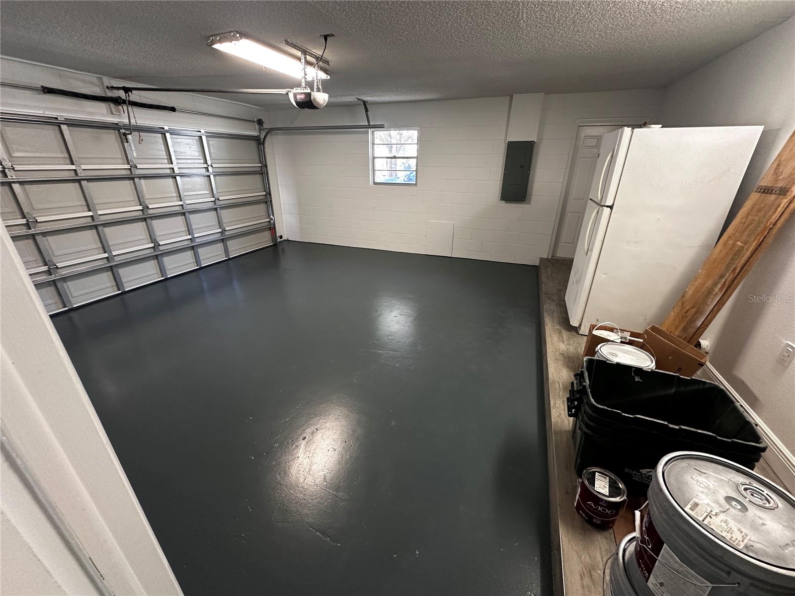 BEL AIRE HILLS UNIT 3 - Residential Lease