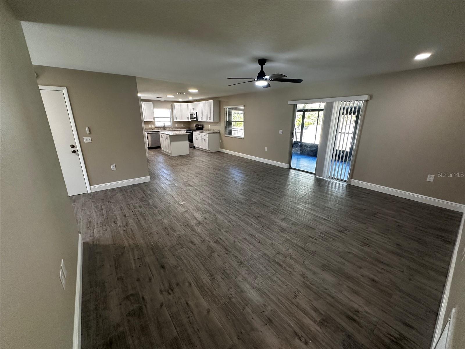 BEL AIRE HILLS UNIT 3 - Residential Lease