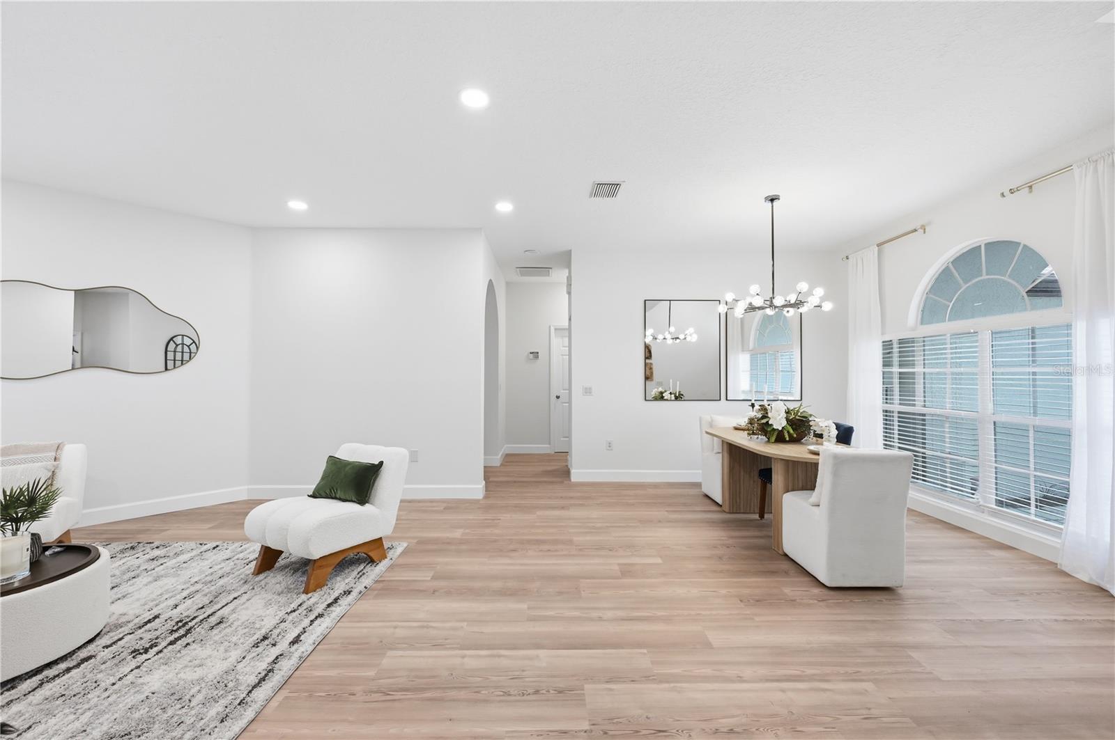 EAST LAKE WOODLANDS WORTHINGTON - Residential