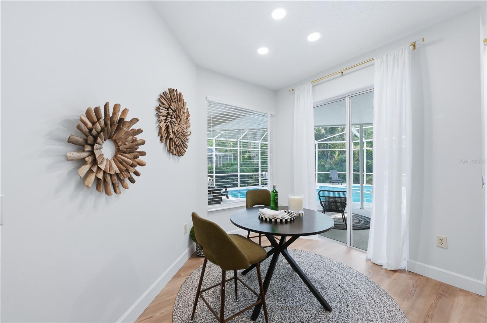 EAST LAKE WOODLANDS WORTHINGTON - Residential