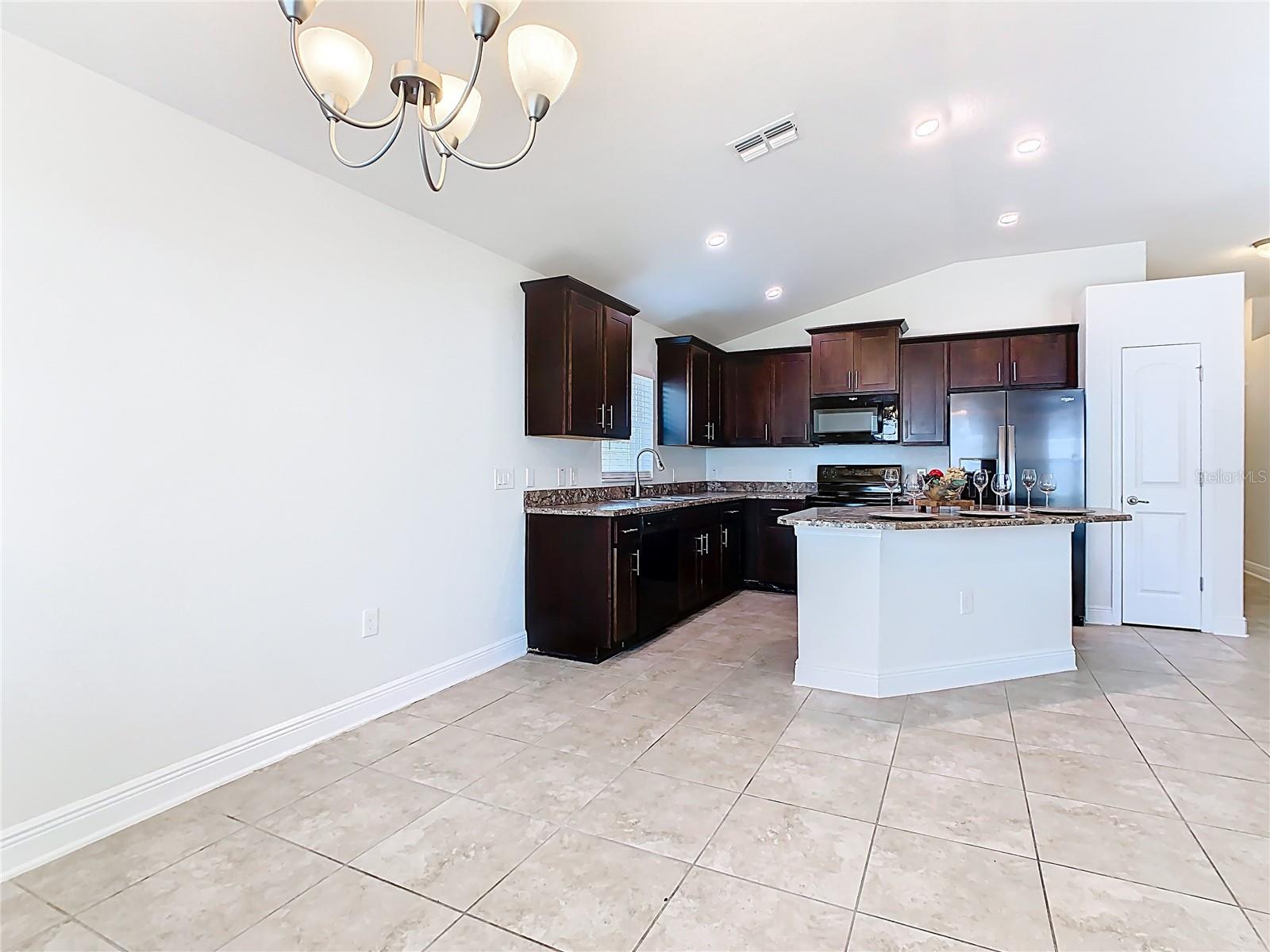 NORTHRIDGE ESTATES - Residential Lease