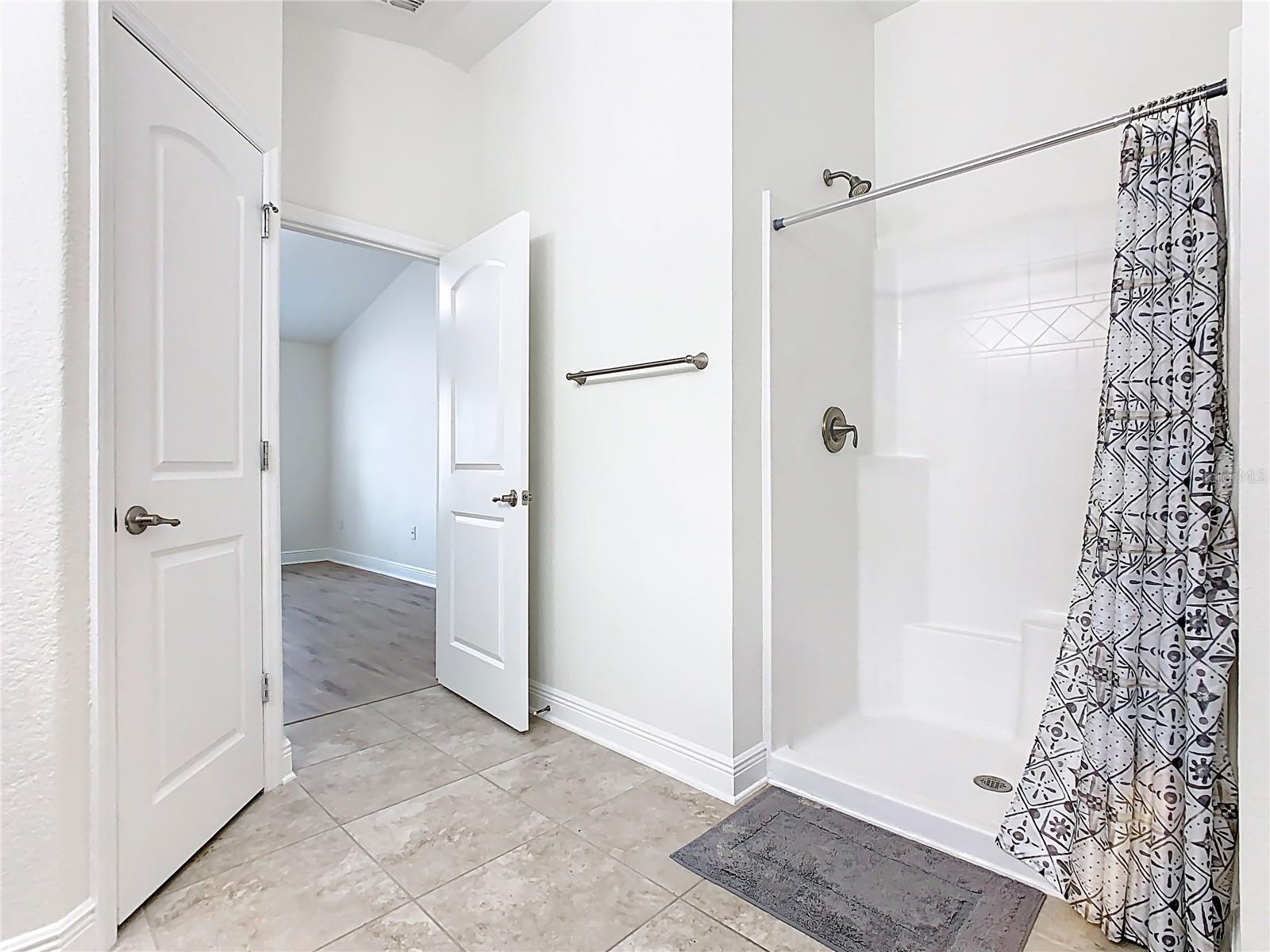 NORTHRIDGE ESTATES - Residential Lease