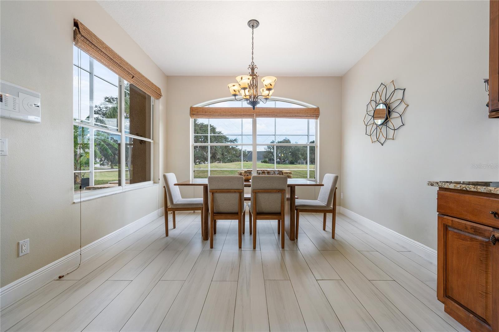 THE OAKS - Residential