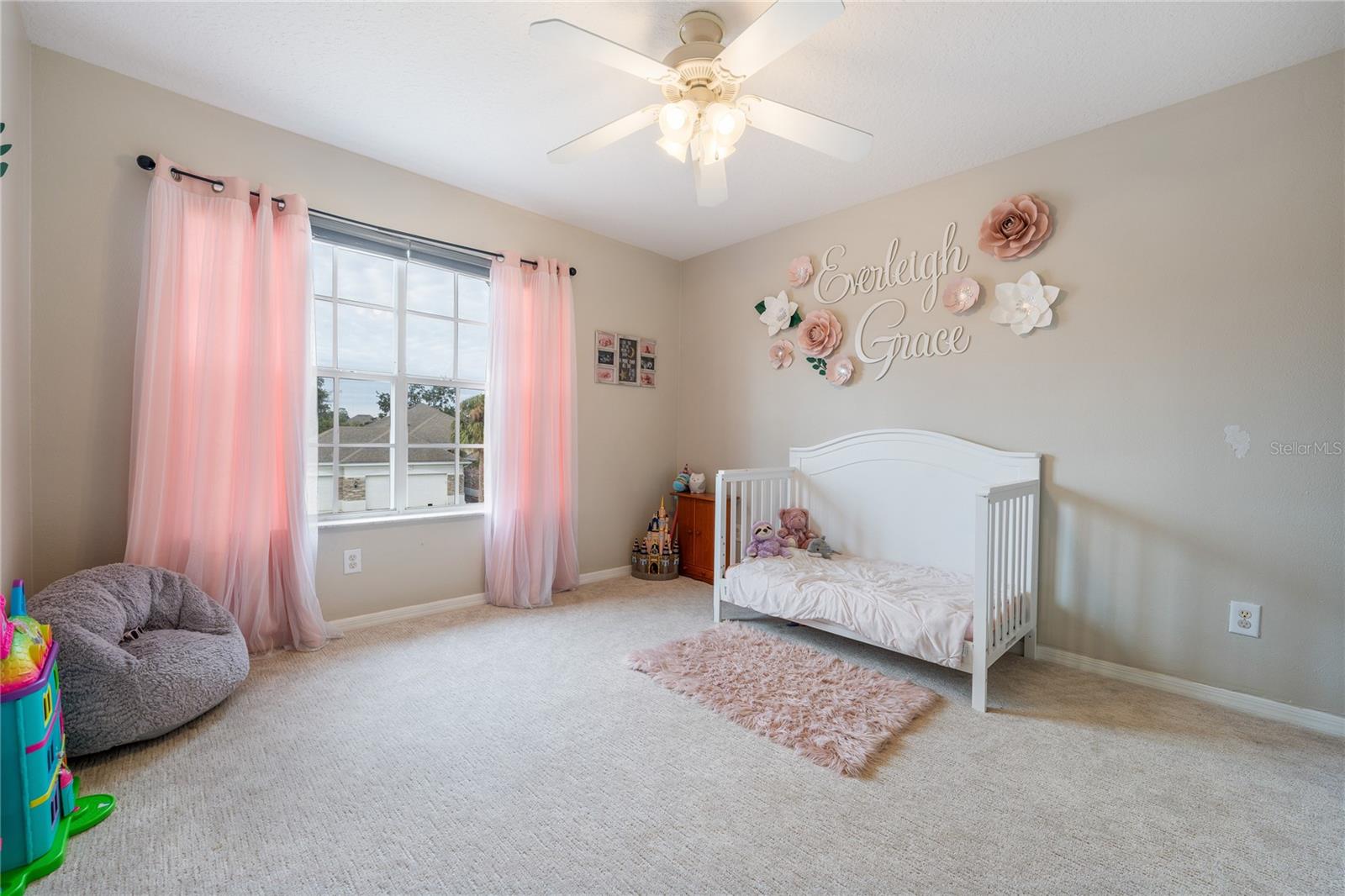 THE OAKS - Residential