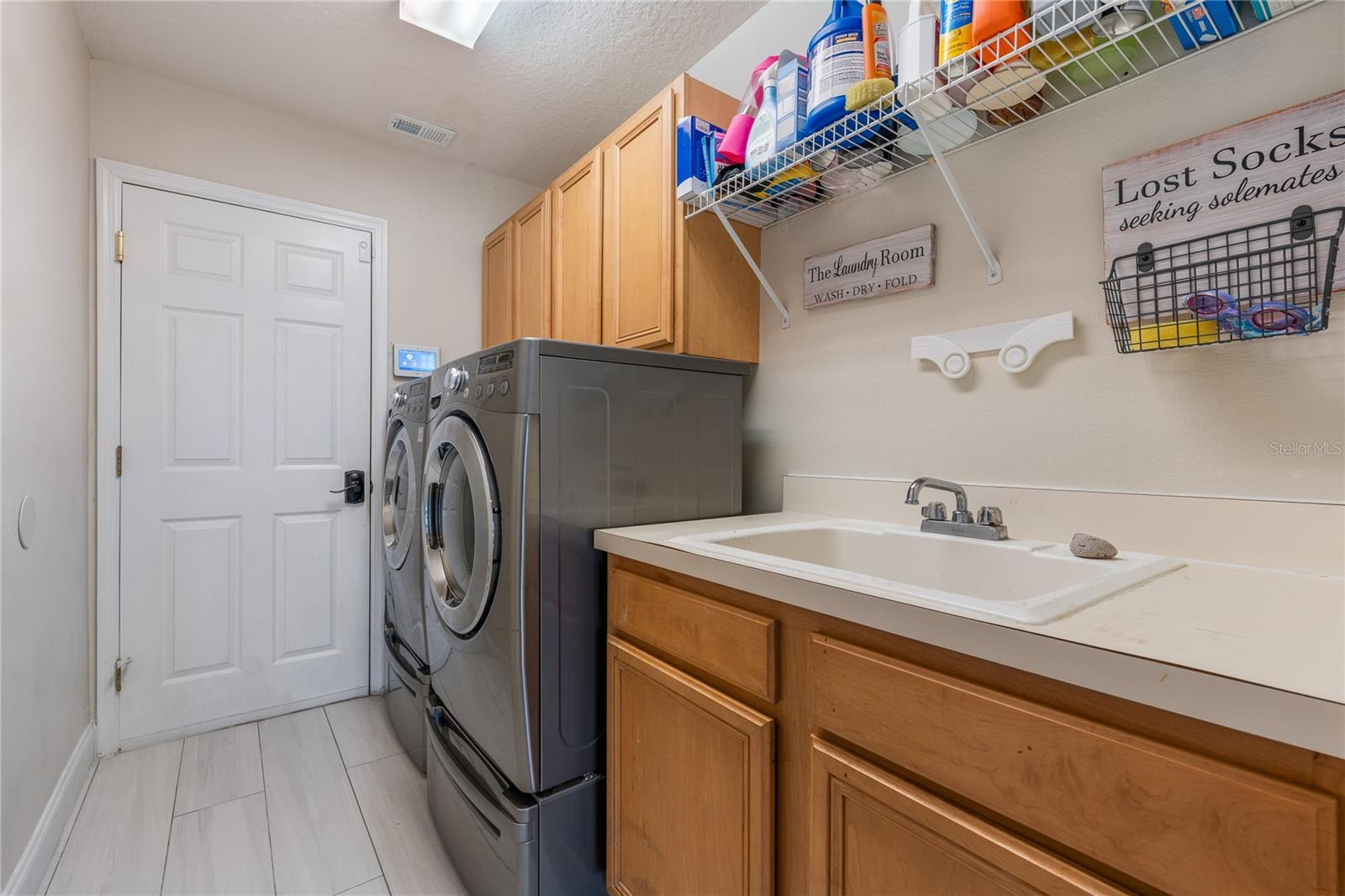 THE OAKS - Residential