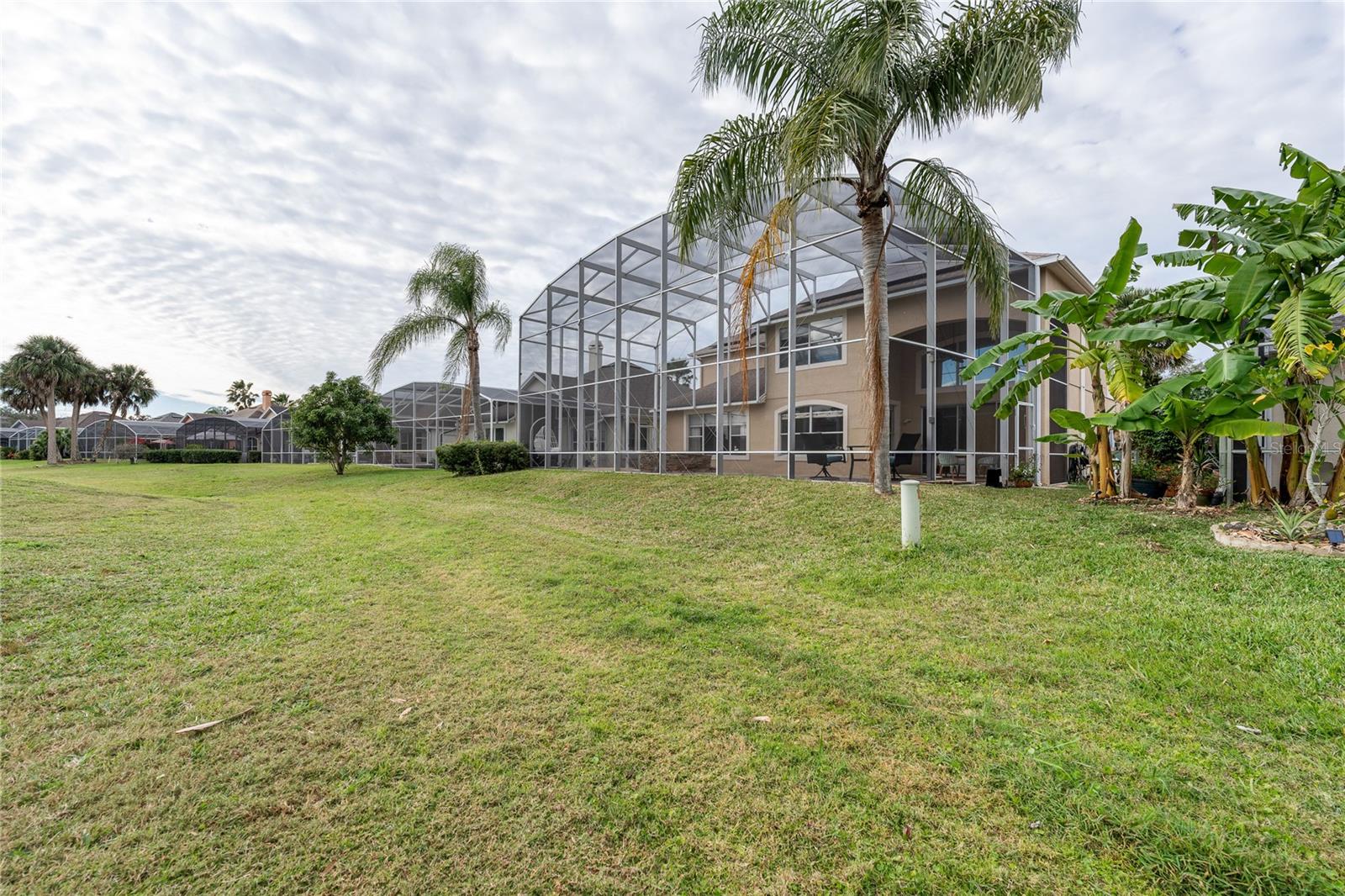 THE OAKS - Residential