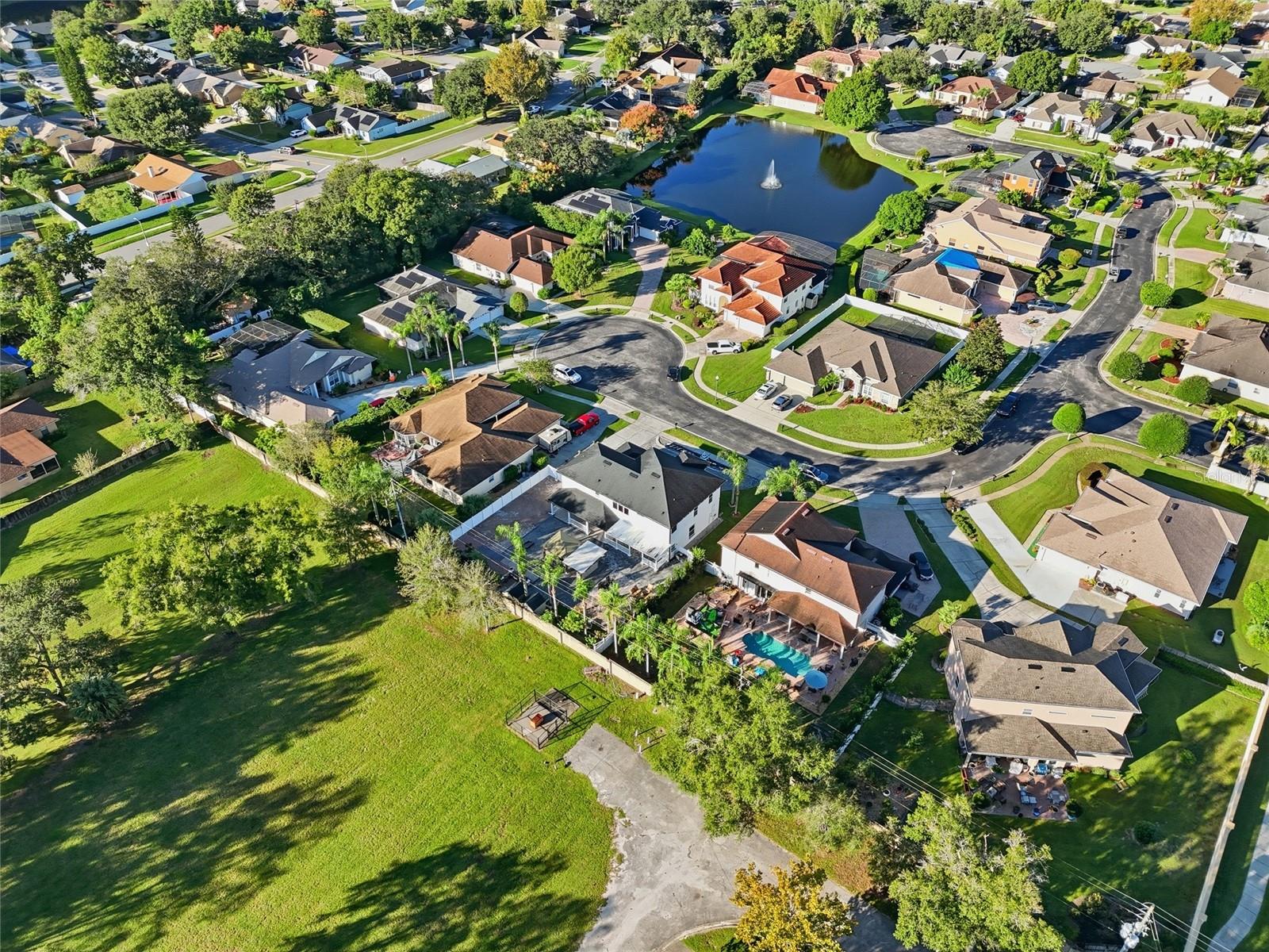 BENTLEY COVE - Residential