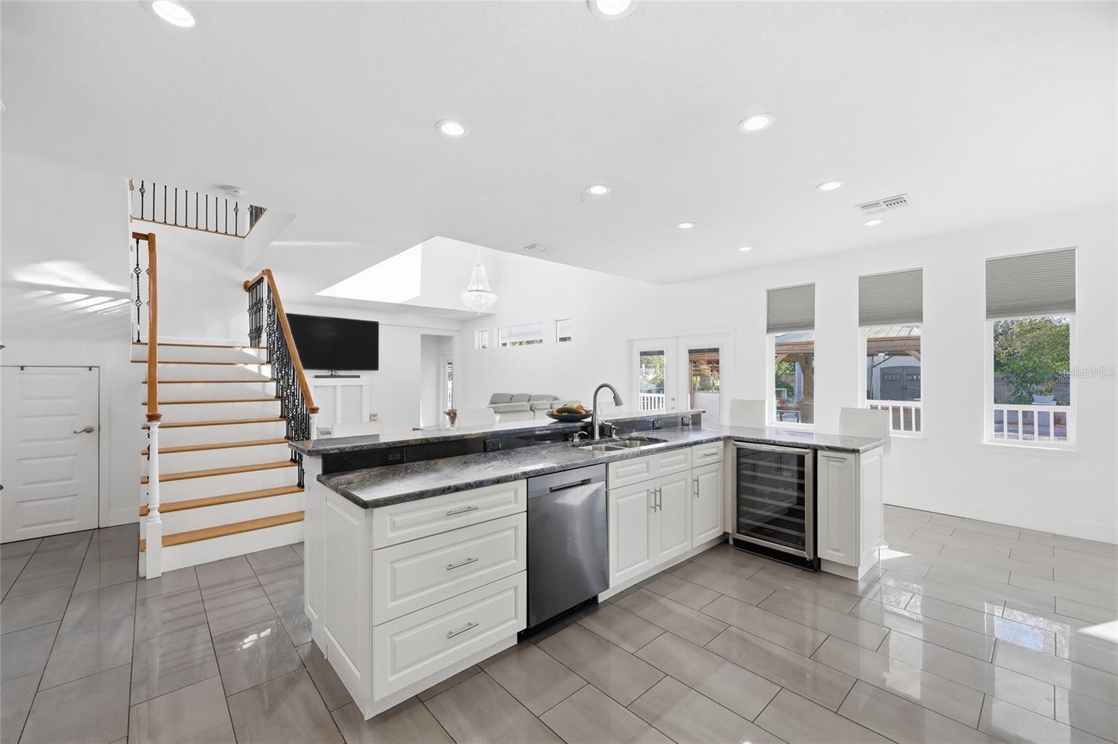 BENTLEY COVE - Residential