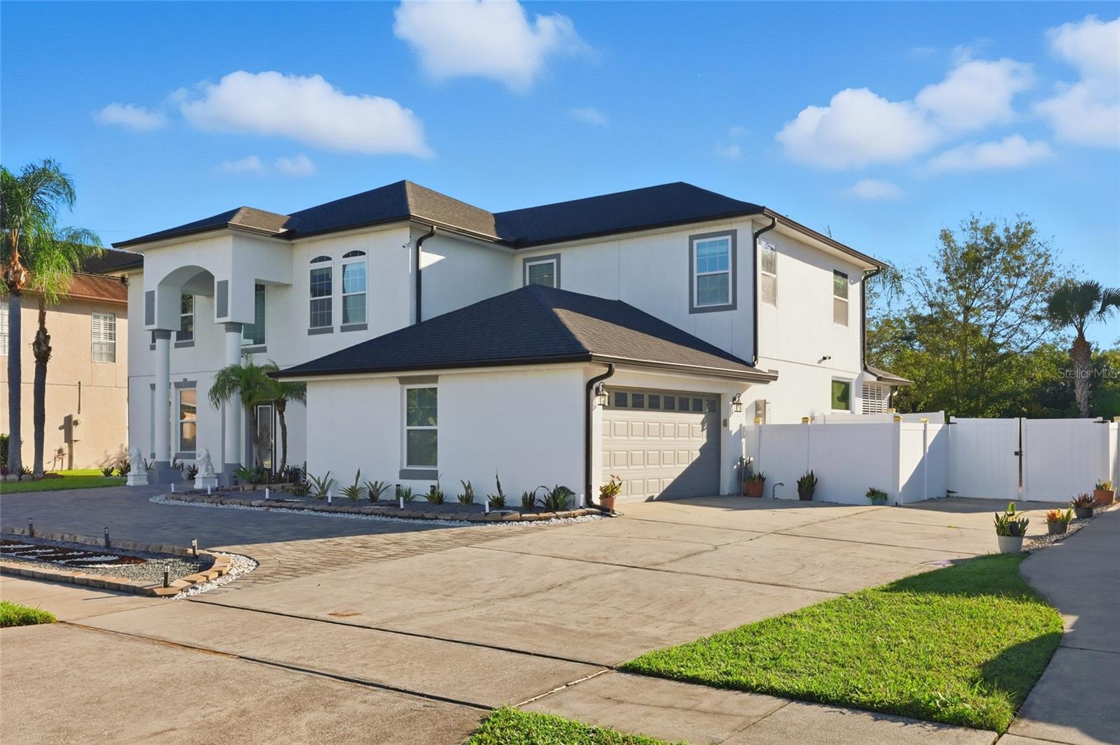 BENTLEY COVE - Residential