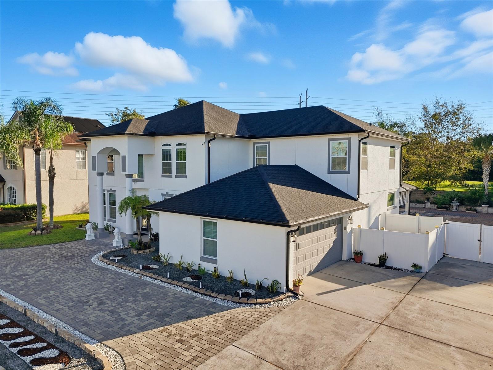 BENTLEY COVE - Residential