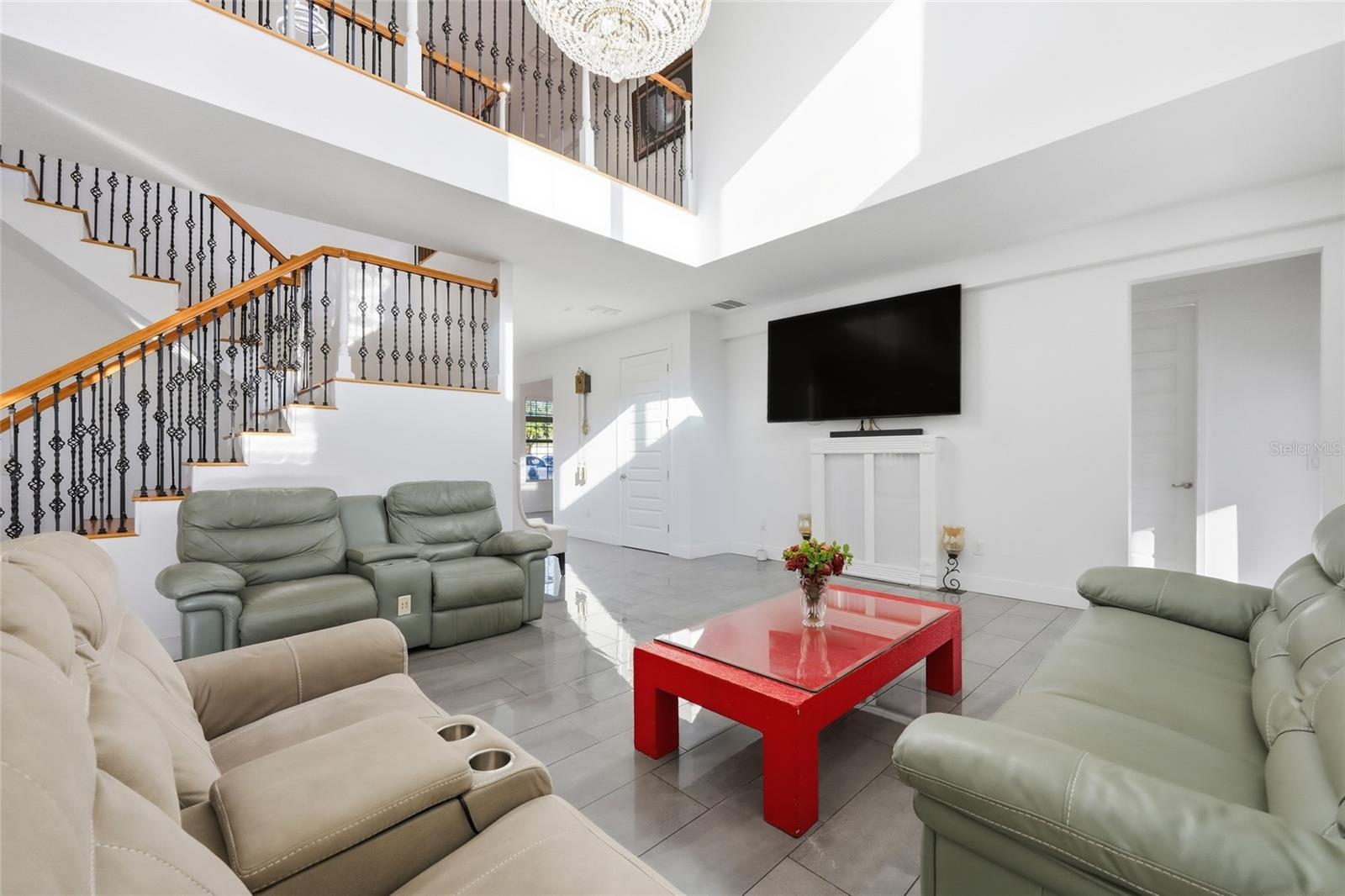 BENTLEY COVE - Residential