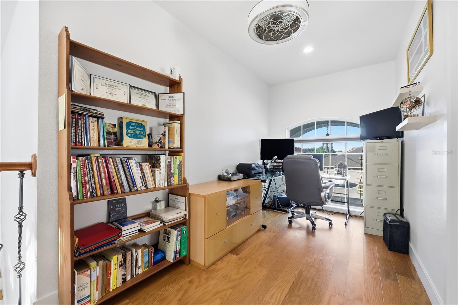 BENTLEY COVE - Residential