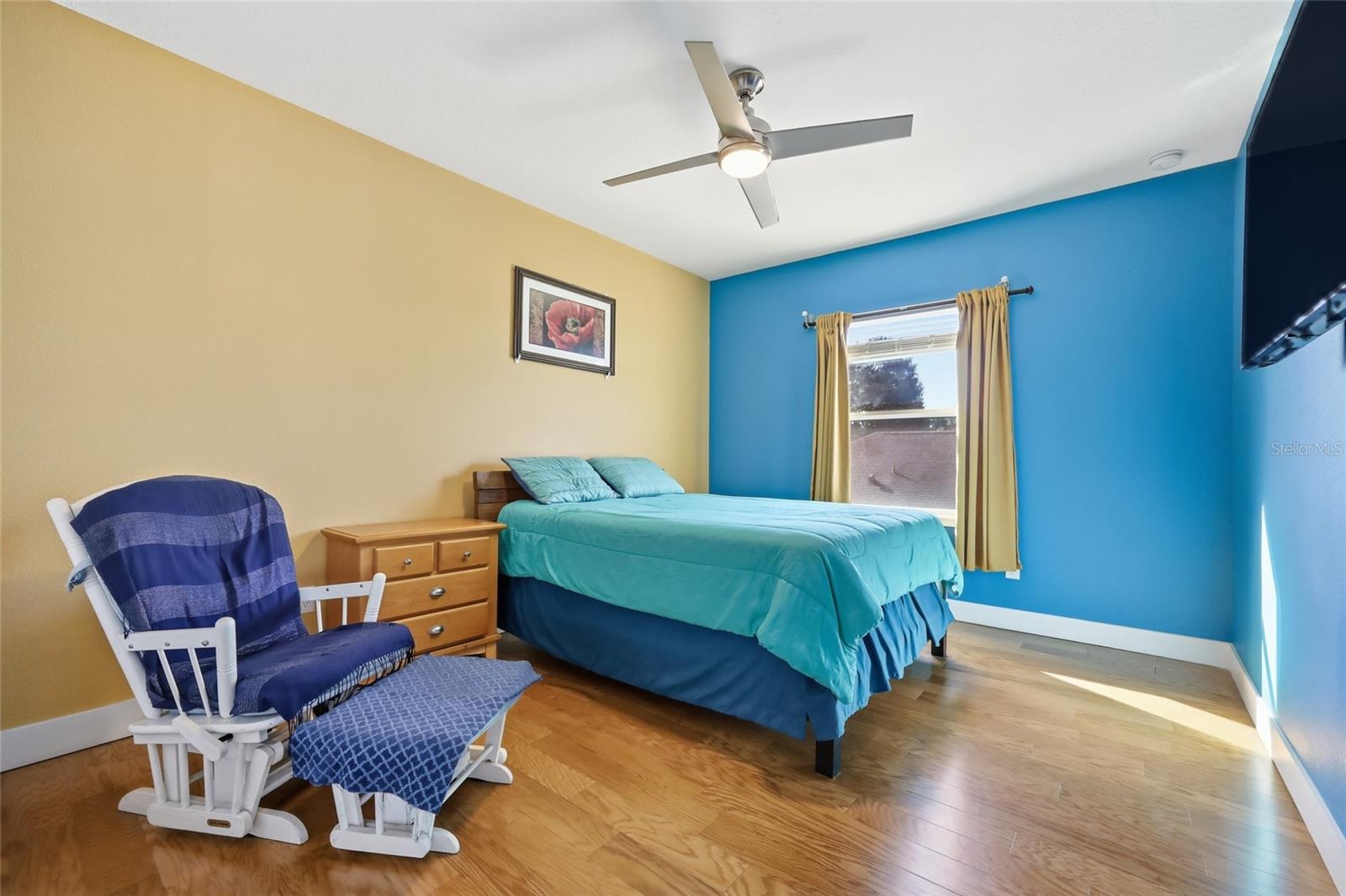 BENTLEY COVE - Residential