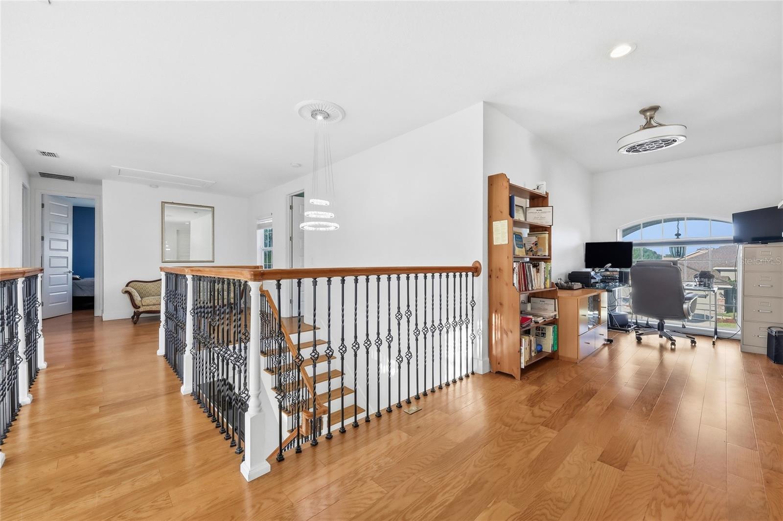 BENTLEY COVE - Residential