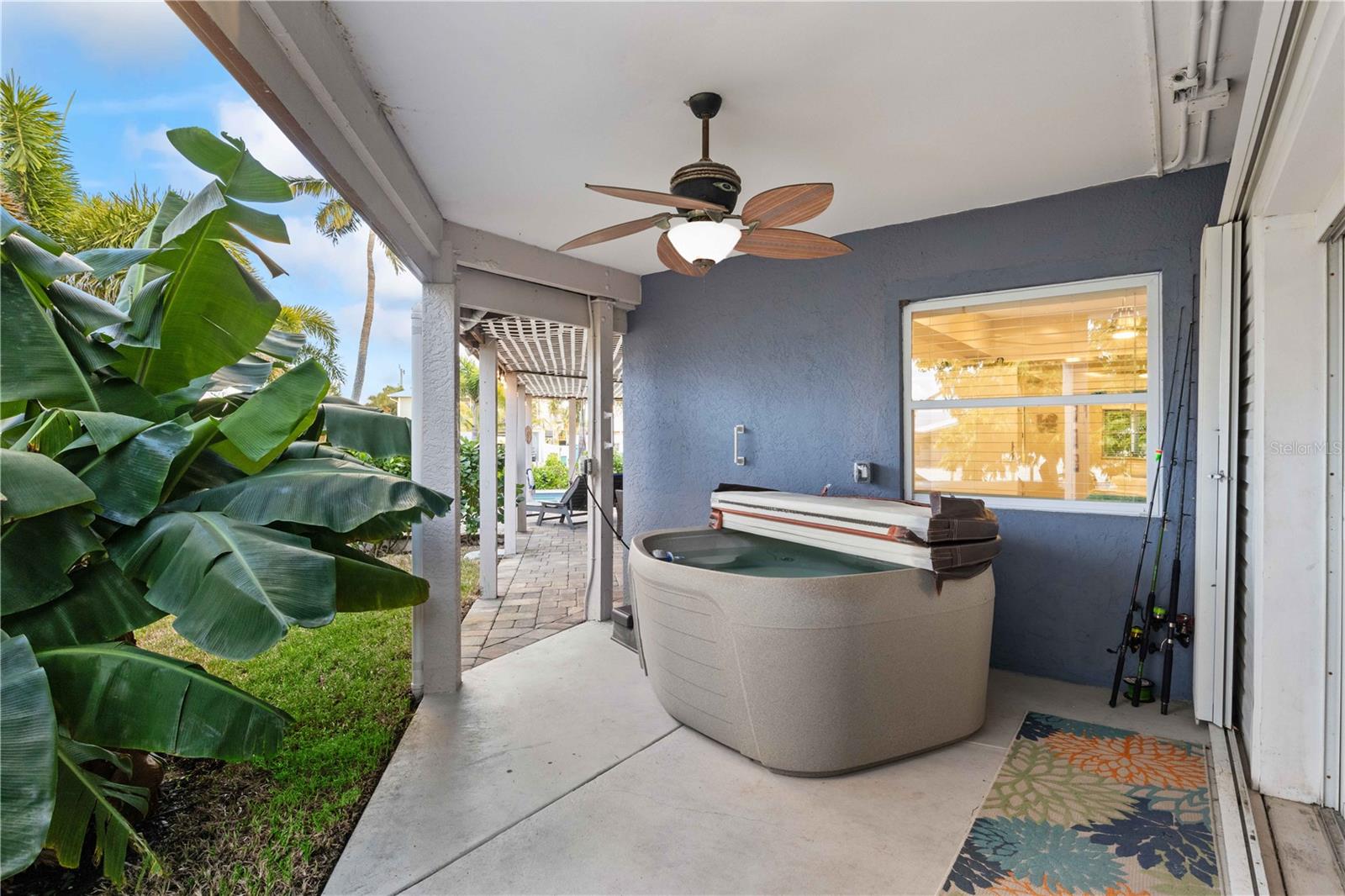 BAYVIEW ACRES BLK B PB 11 PG 101 LOT 9 - Residential