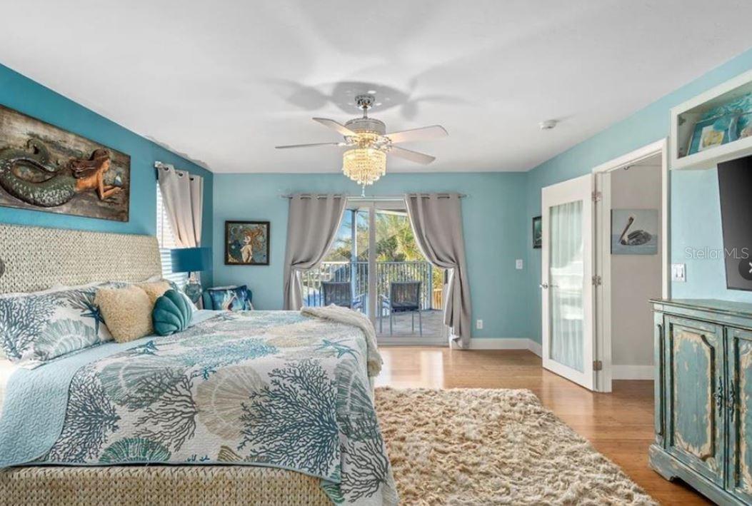 BAYVIEW ACRES BLK B PB 11 PG 101 LOT 9 - Residential