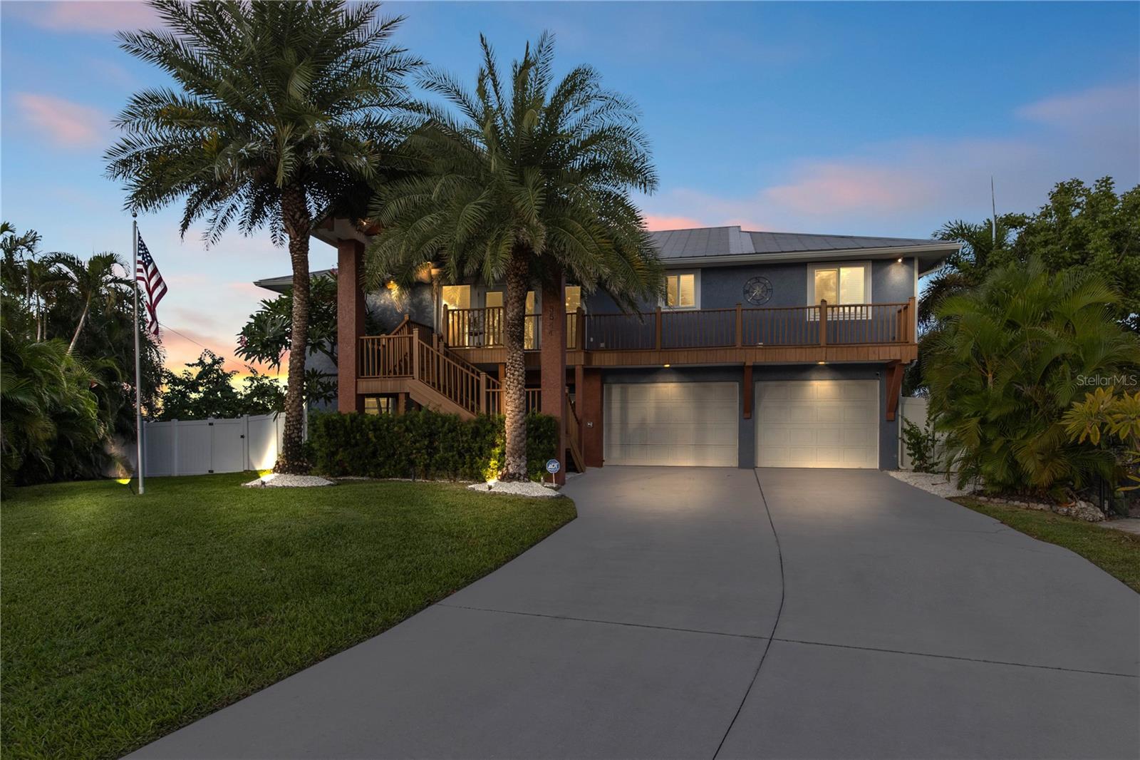 BAYVIEW ACRES BLK B PB 11 PG 101 LOT 9 - Residential