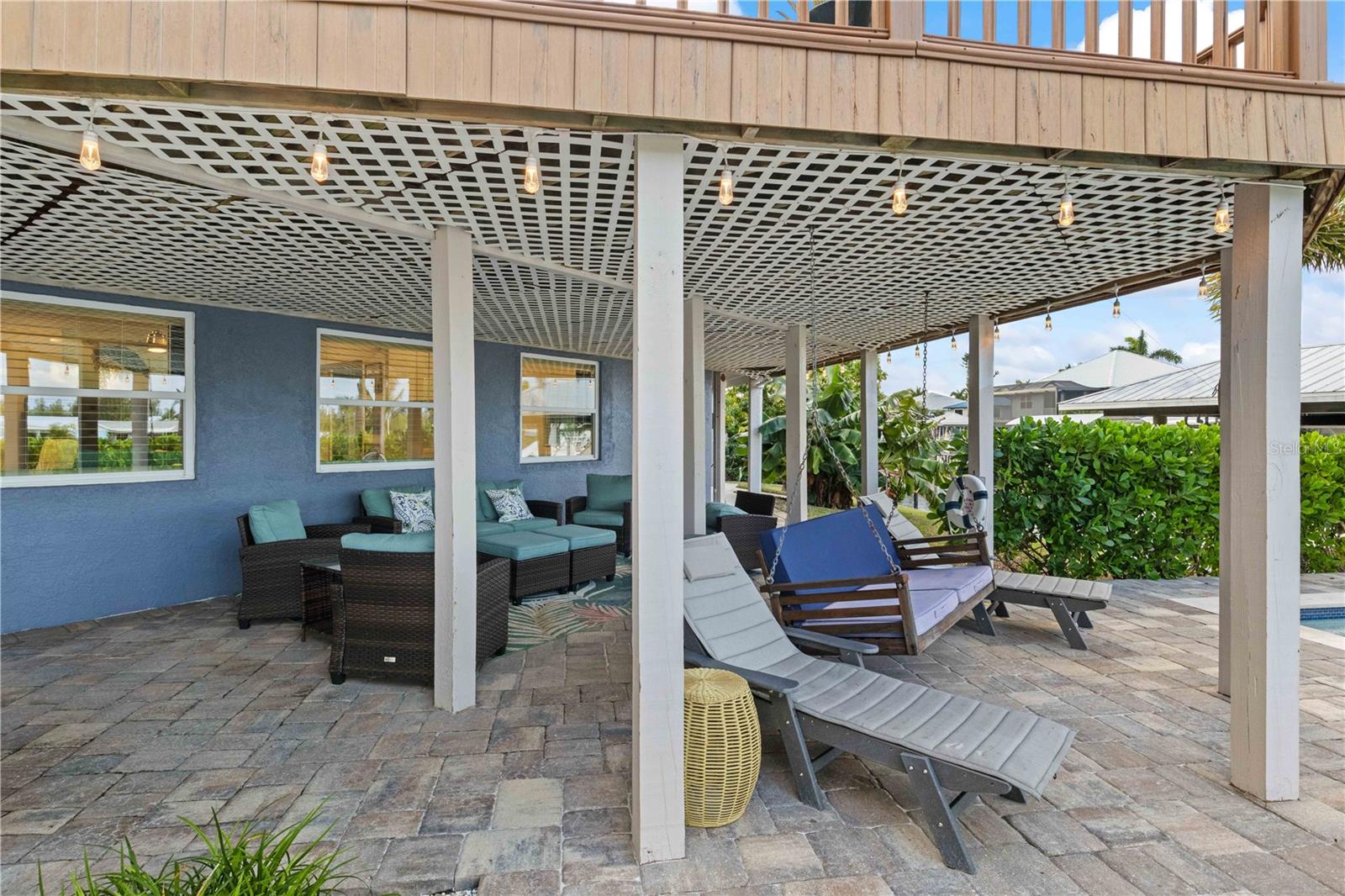 BAYVIEW ACRES BLK B PB 11 PG 101 LOT 9 - Residential