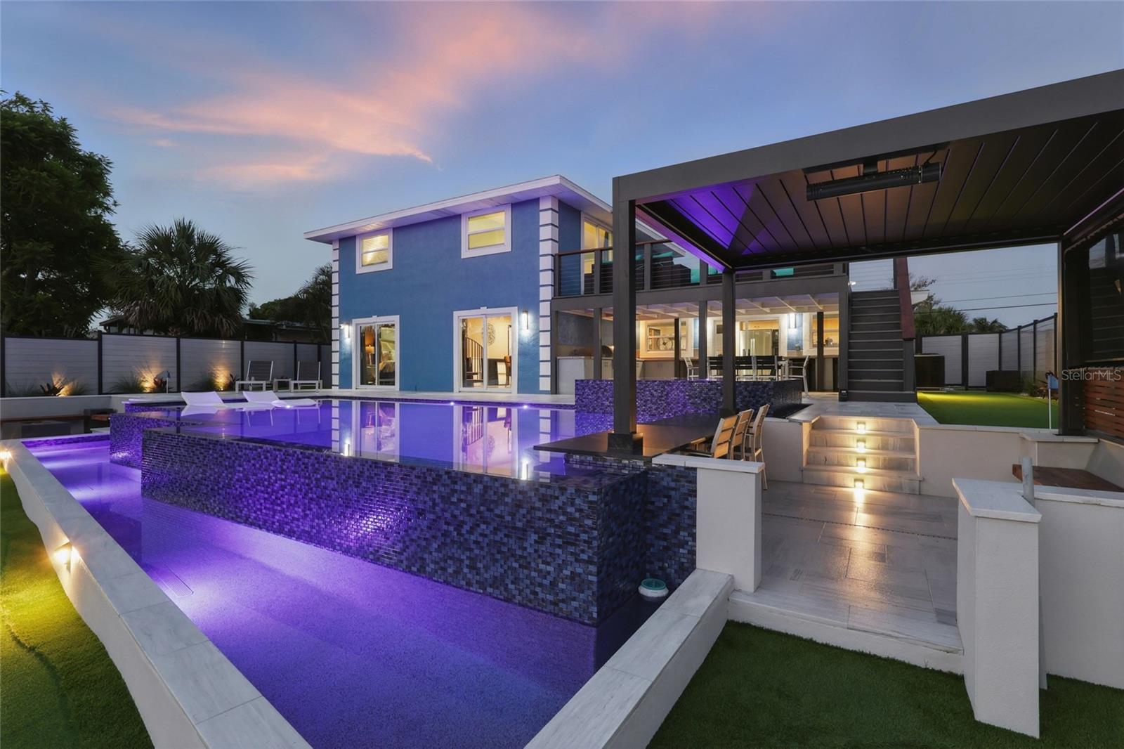 BAYSHORE GARDENS SEC 4 - Residential