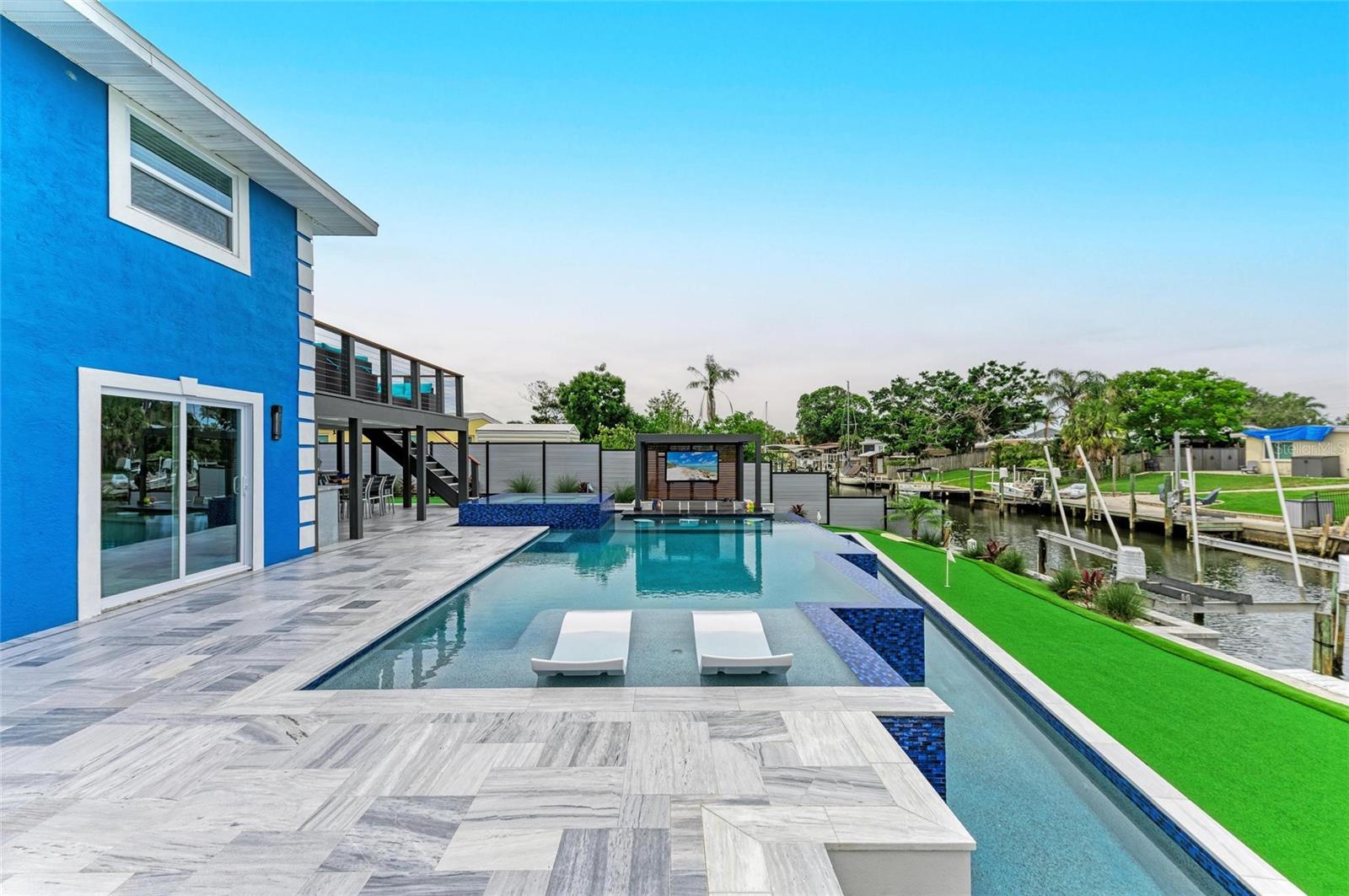 BAYSHORE GARDENS SEC 4 - Residential
