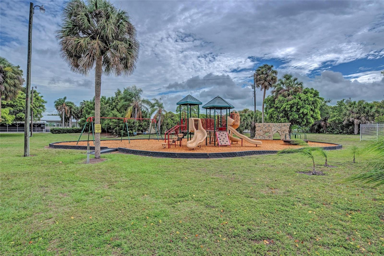 BAYSHORE GARDENS SEC 4 - Residential