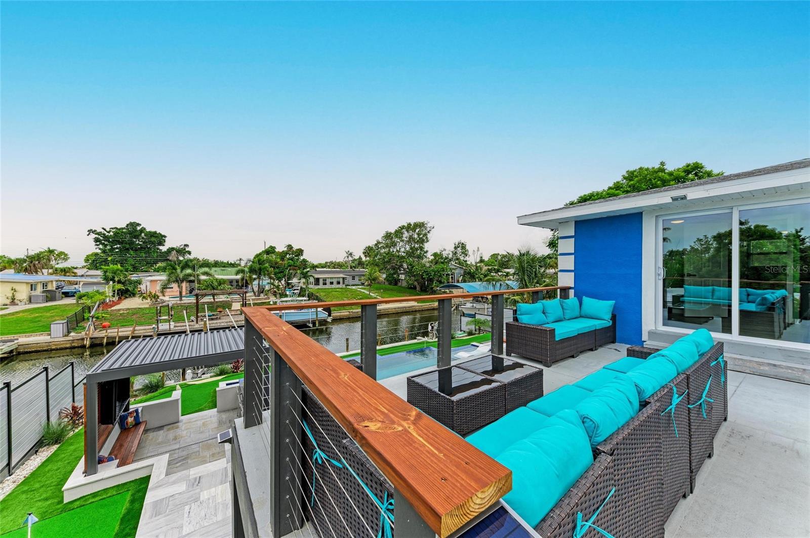 BAYSHORE GARDENS SEC 4 - Residential